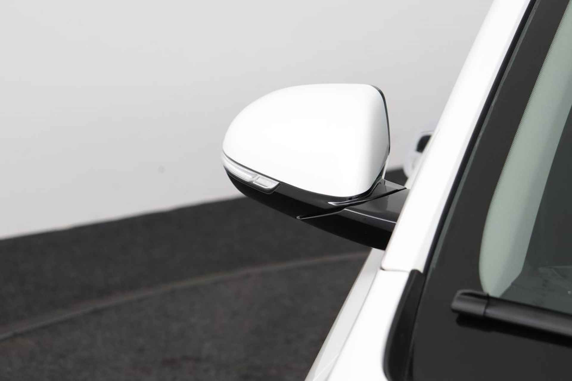 Kia Niro 1.6 GDi Hybrid DynamicPlusLine - Cruise Control Adaptief - Apple Carplay/Android Auto - Stoel-/stuurverwarming - Navigatie - Climate Control - Fabrieksgarantie tot 06-2026 - 15/57