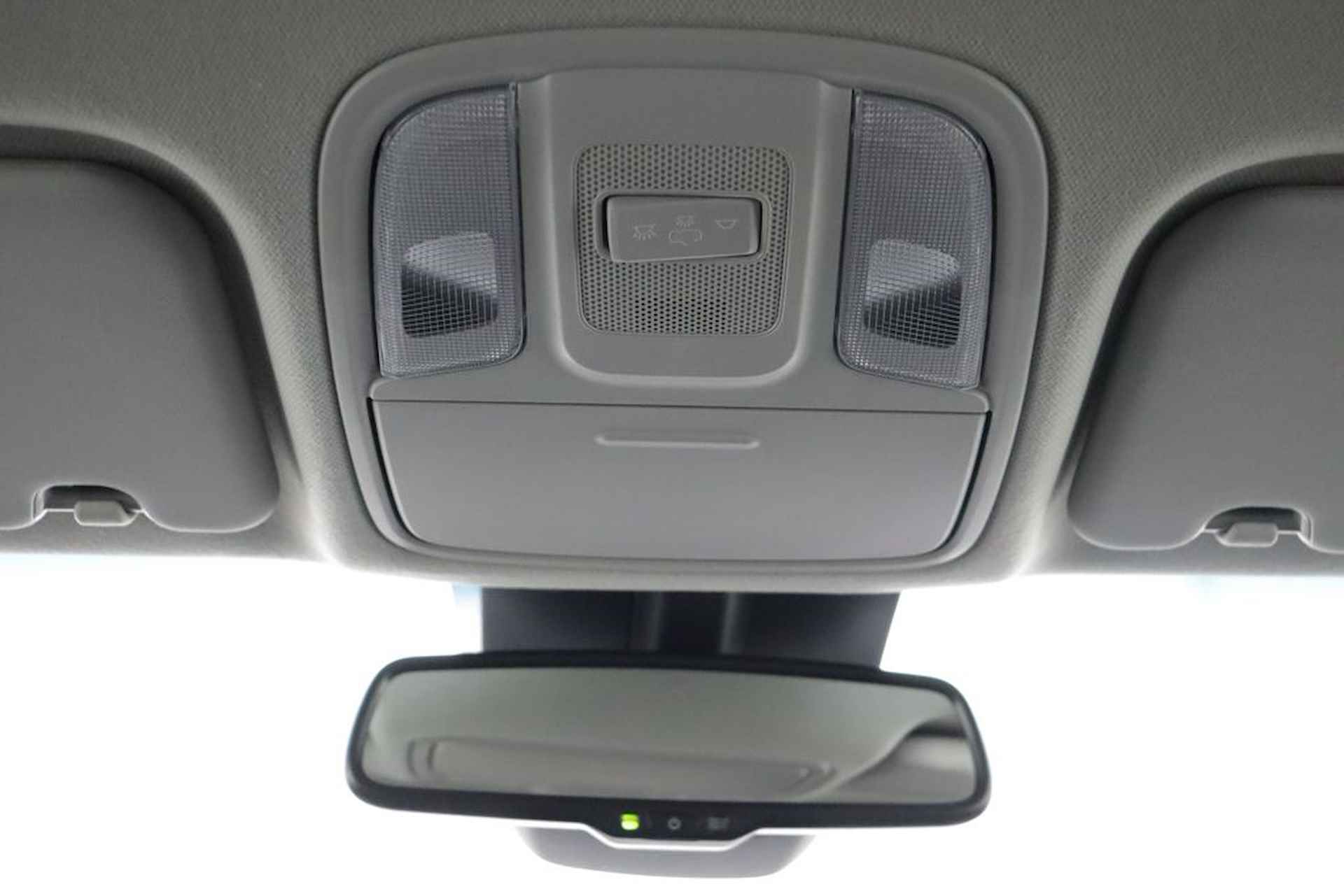 Kia Niro 1.6 GDi Hybrid DynamicPlusLine - Cruise Control Adaptief - Apple Carplay/Android Auto - Stoel-/stuurverwarming - Navigatie - Climate Control - Fabrieksgarantie tot 06-2026 - 40/57