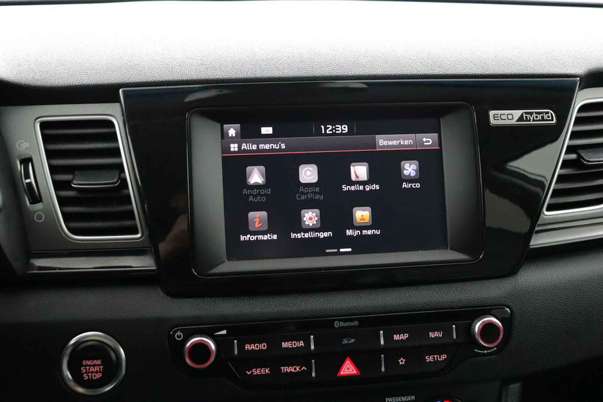 Kia Niro 1.6 GDi Hybrid DynamicPlusLine - Cruise Control Adaptief - Apple Carplay/Android Auto - Stoel-/stuurverwarming - Navigatie - Climate Control - Fabrieksgarantie tot 06-2026 - 46/57