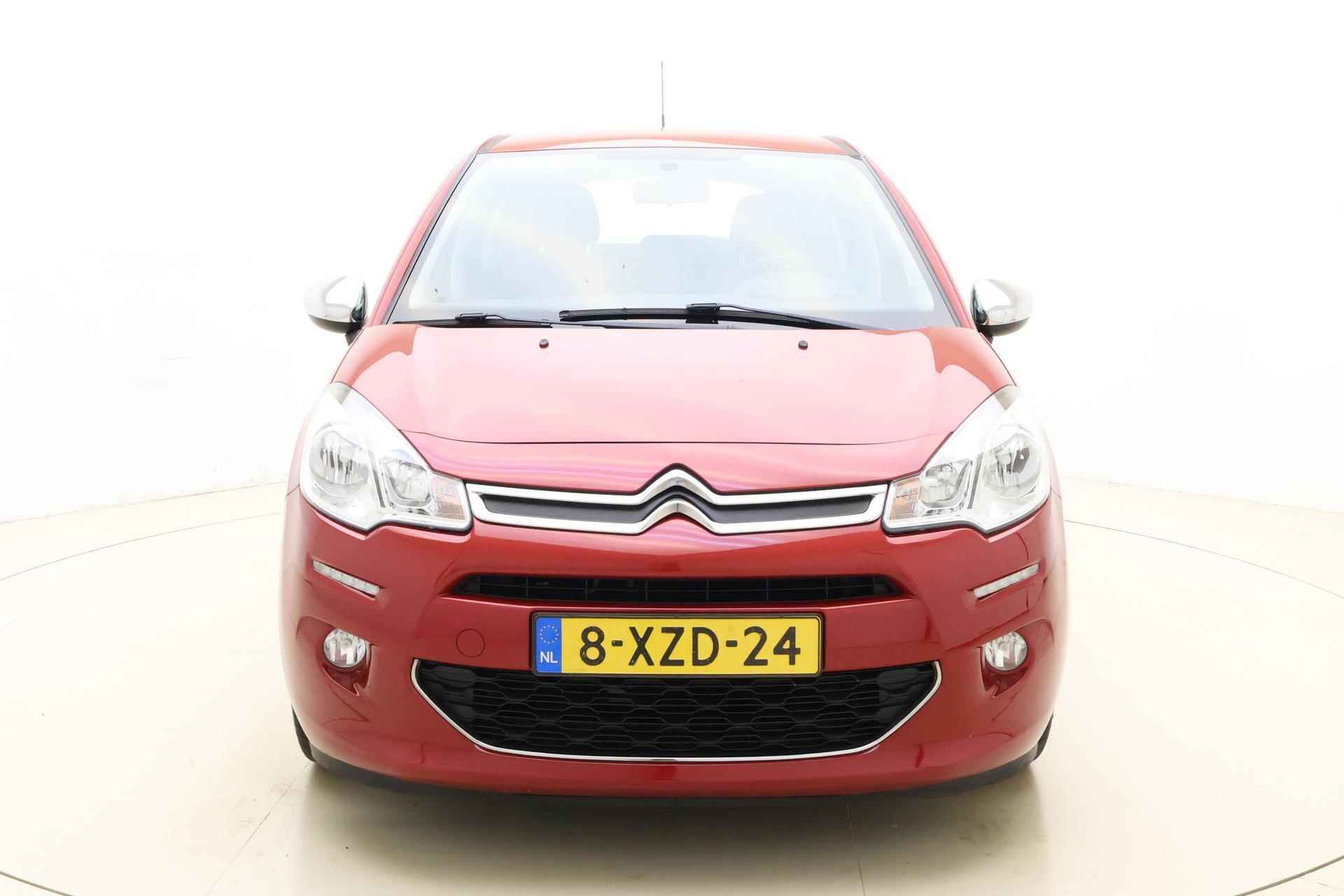 Citroen C3 1.2 PureTech Collection 81pk | Climate Control | Audio | Afneembare Trekhaak | Weinig Kilometers | Elektrische Ramen | Armsteun - 7/30