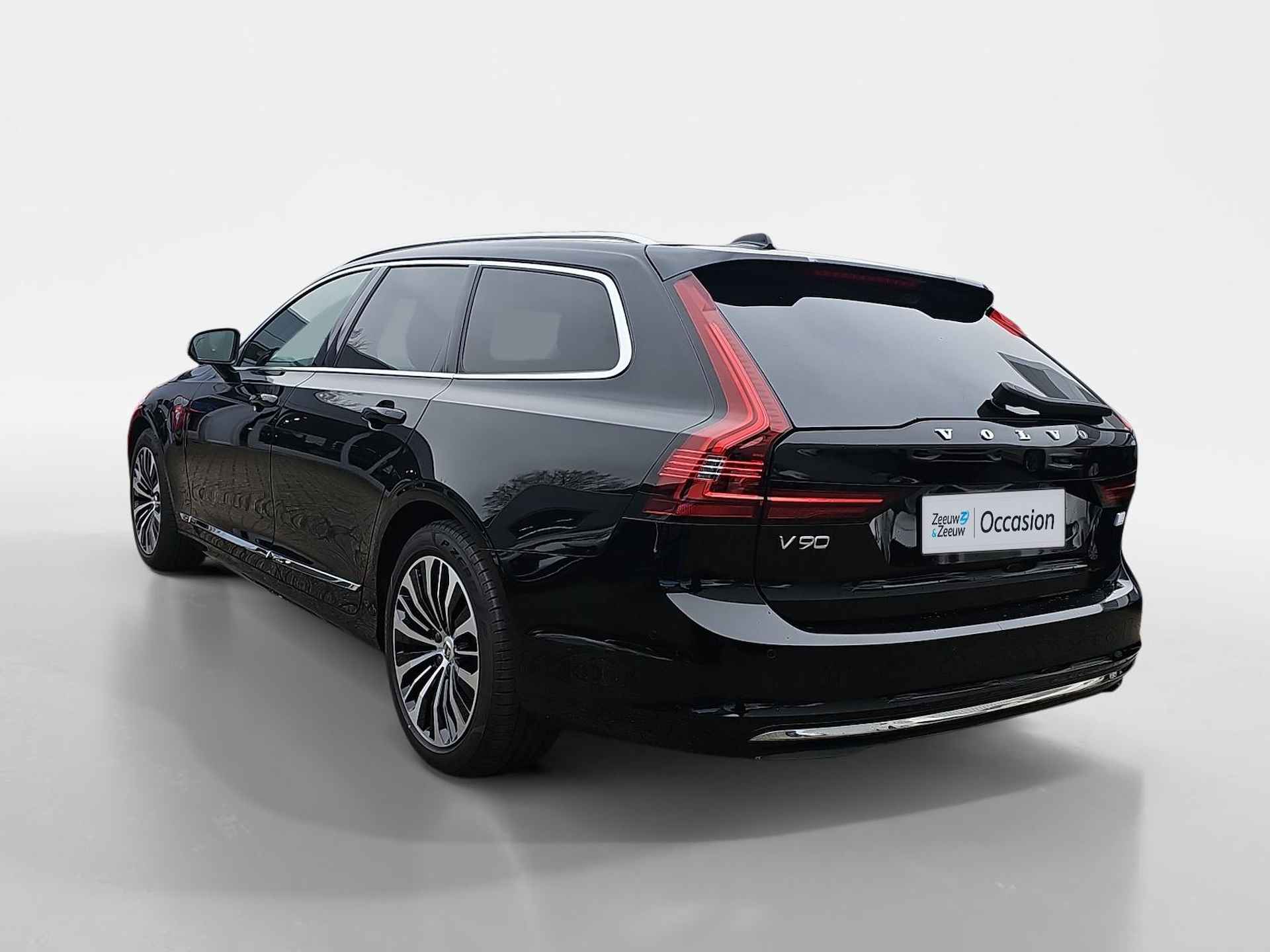 Volvo V90 2.0 T6 Plug-in hybrid AWD Plus Bright Volvo V90 2.0 T6 Recharge AWD Plus Bright | 360 graden camera | Stoel- en stuurverwarming | Elektrische voorstoelen met geheugenfunctie | Elektrische achterklep | Navigatie - 5/31