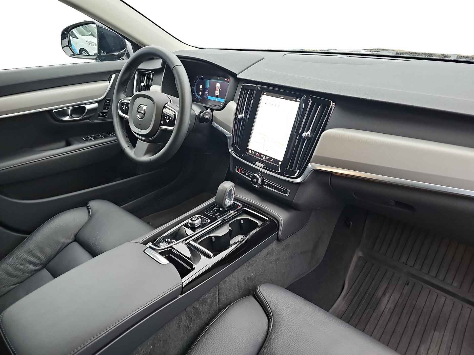 Volvo V90 2.0 T6 Plug-in hybrid AWD Plus Bright Volvo V90 2.0 T6 Recharge AWD Plus Bright | 360 graden camera | Stoel- en stuurverwarming | Elektrische voorstoelen met geheugenfunctie | Elektrische achterklep | Navigatie - 11/31