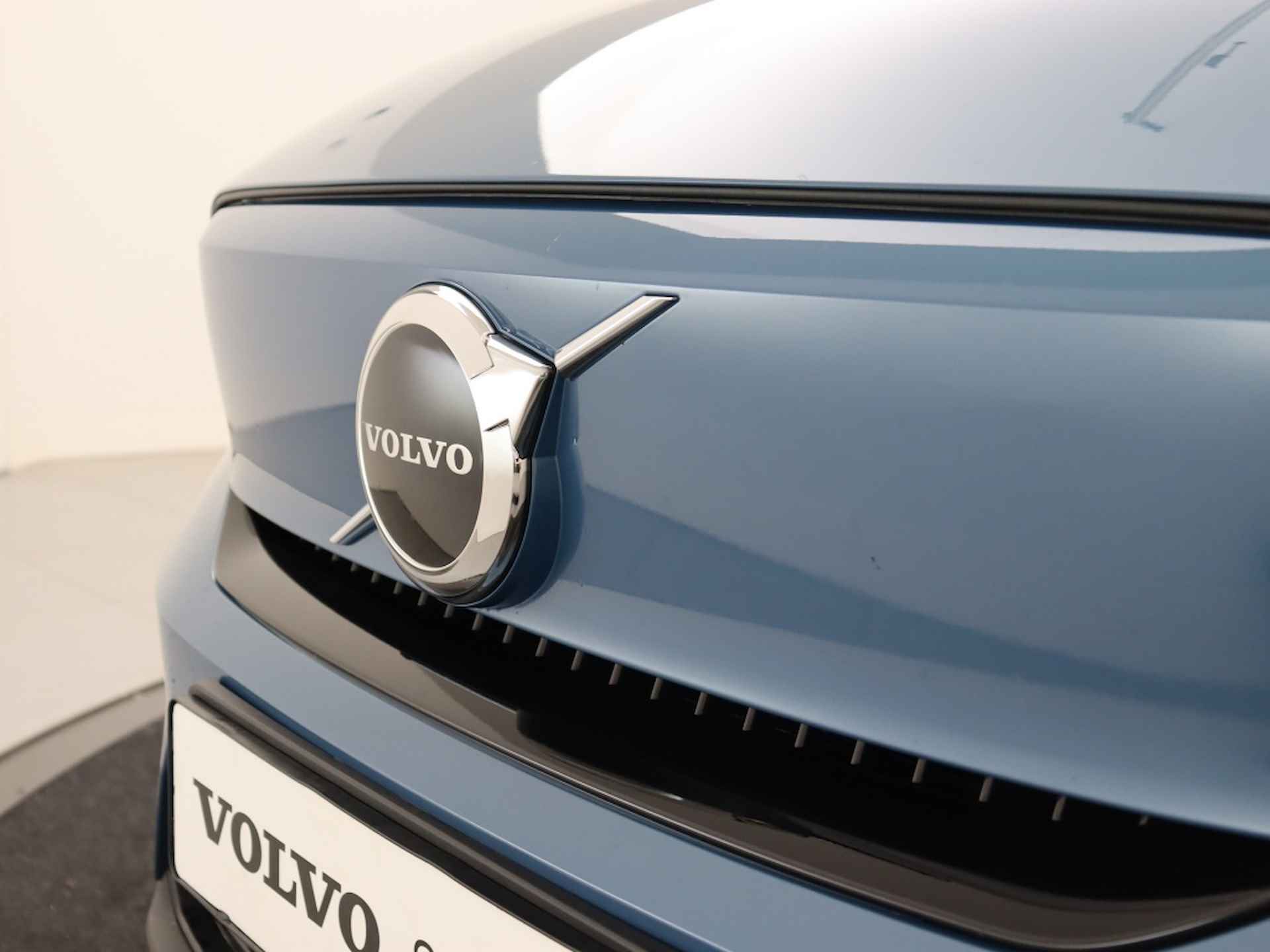 Volvo XC40 RECHARGE PURE ELECTRIC PLUS ACC BLIS CAMERA WARMTEPOMP STUURVERW - 9/38