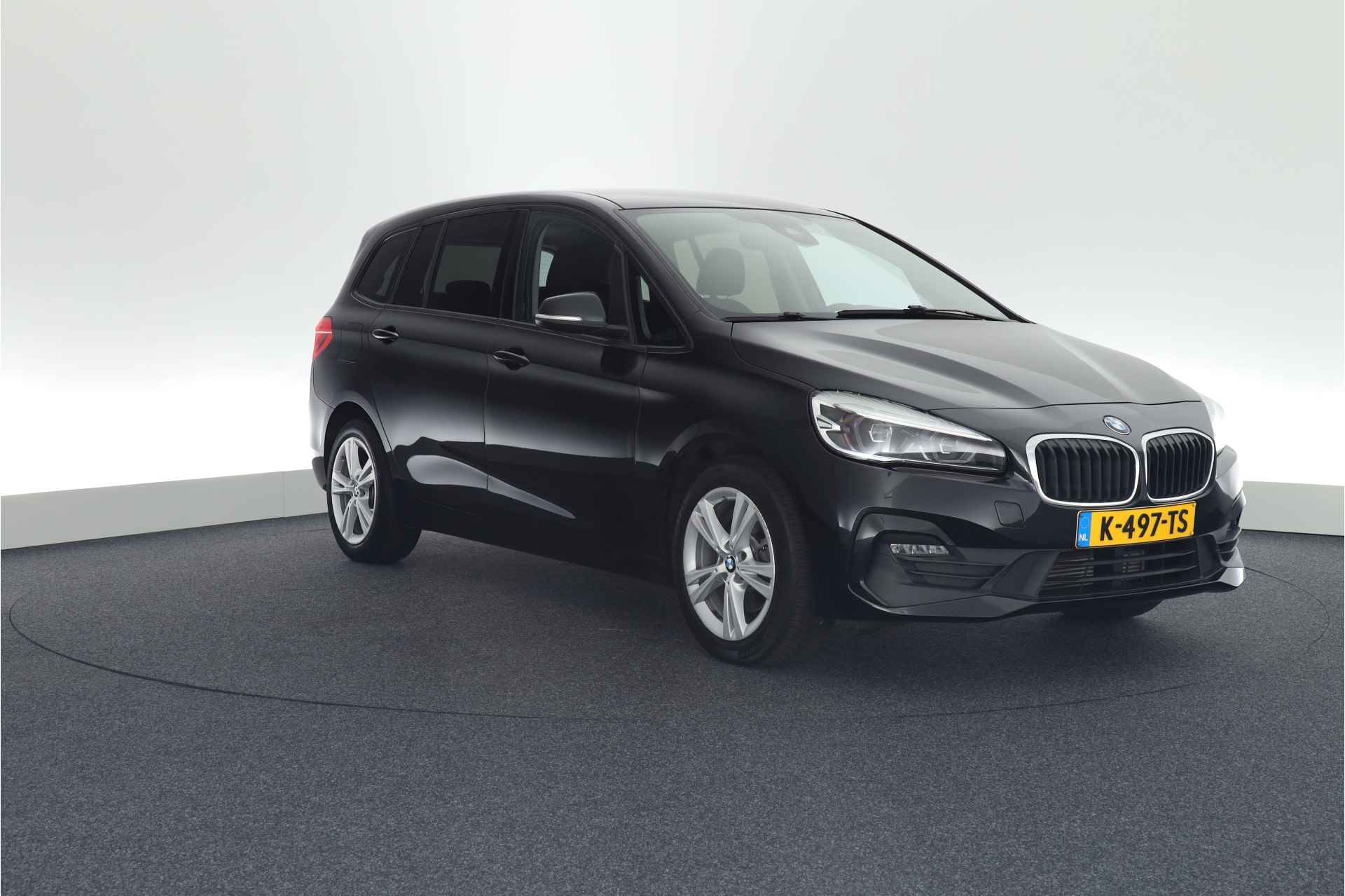 BMW 2 Serie Gran Tourer 218i 140pk Automaat 7Pers. Executive Trekhaak Camera Stoelverwarming Navigatie - 6/40