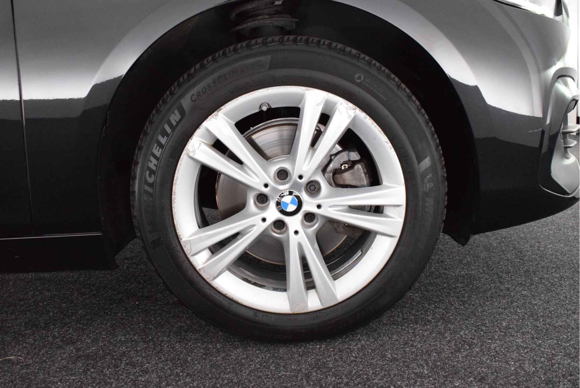 BMW 2 Serie Gran Tourer 218i 140pk Automaat 7Pers. Executive Trekhaak Camera Stoelverwarming Navigatie - 40/40