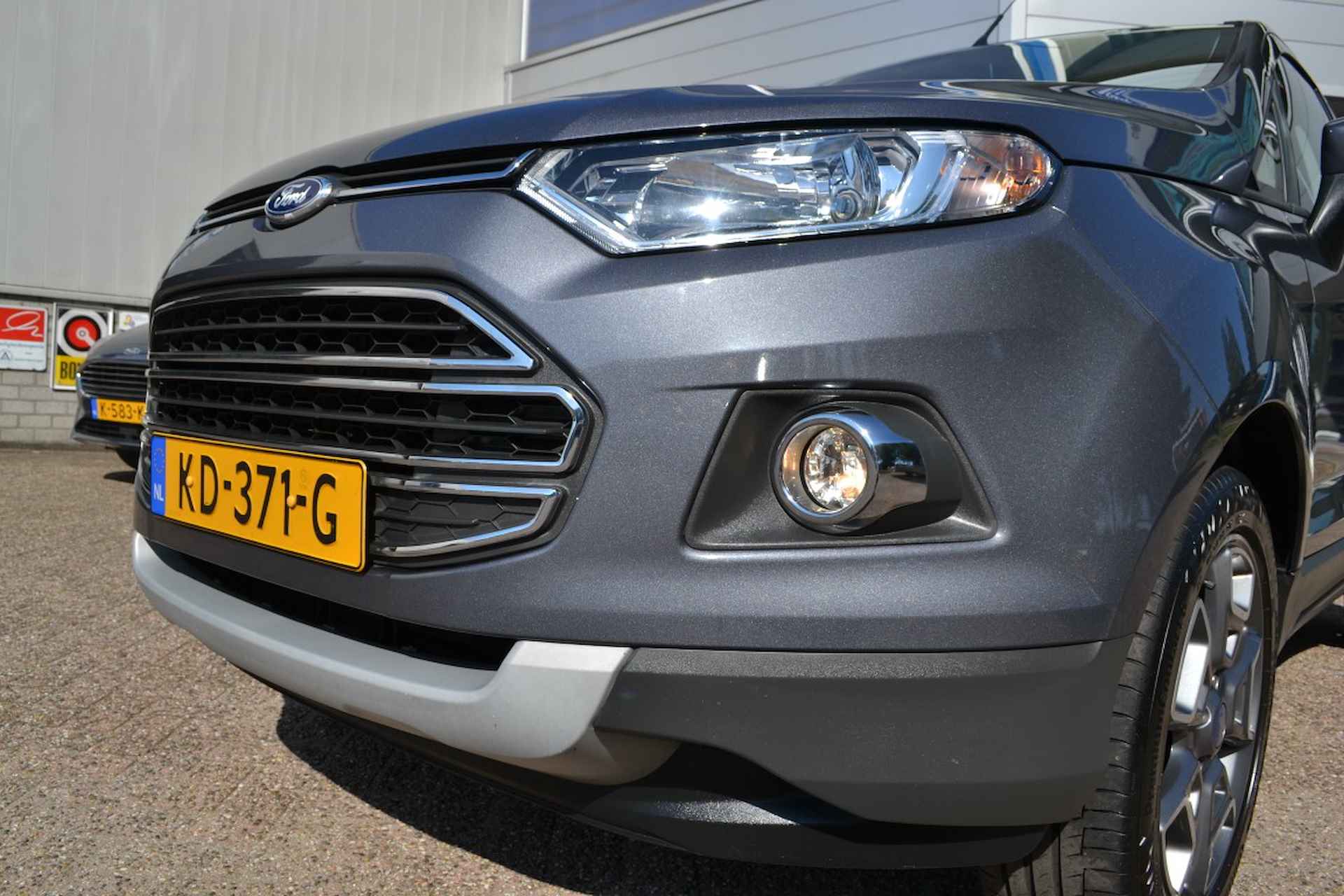 Ford Ecosport 1.0T 125pk ECOBOOST Titanium |  Navi/PDC/Winterpack - 12/30