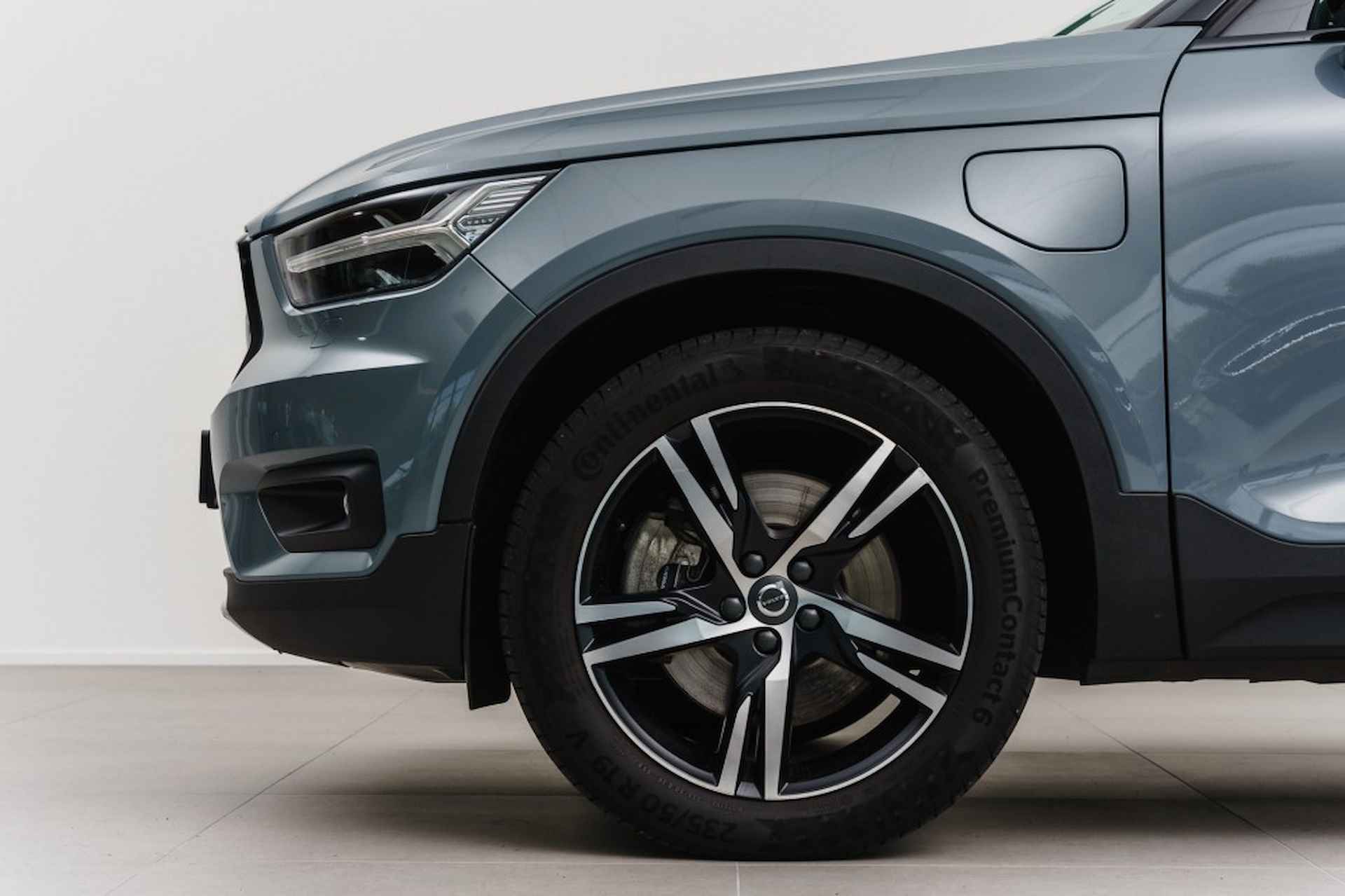 VOLVO Xc40 T5 Twin Engine Plug-in Hybrid R-Design - 8/23