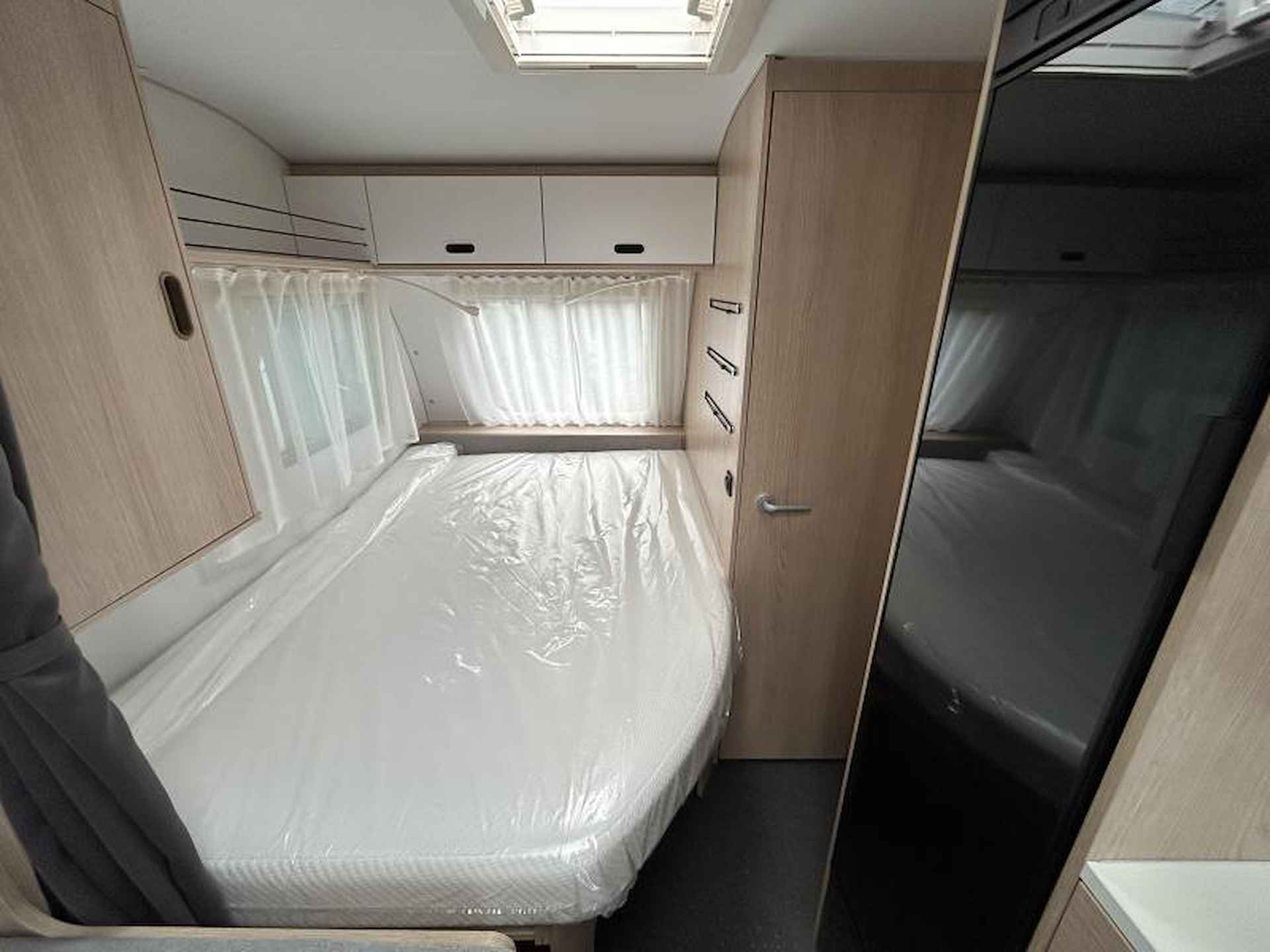 Adria Aviva 472 PK SILVER ASH - 12/19