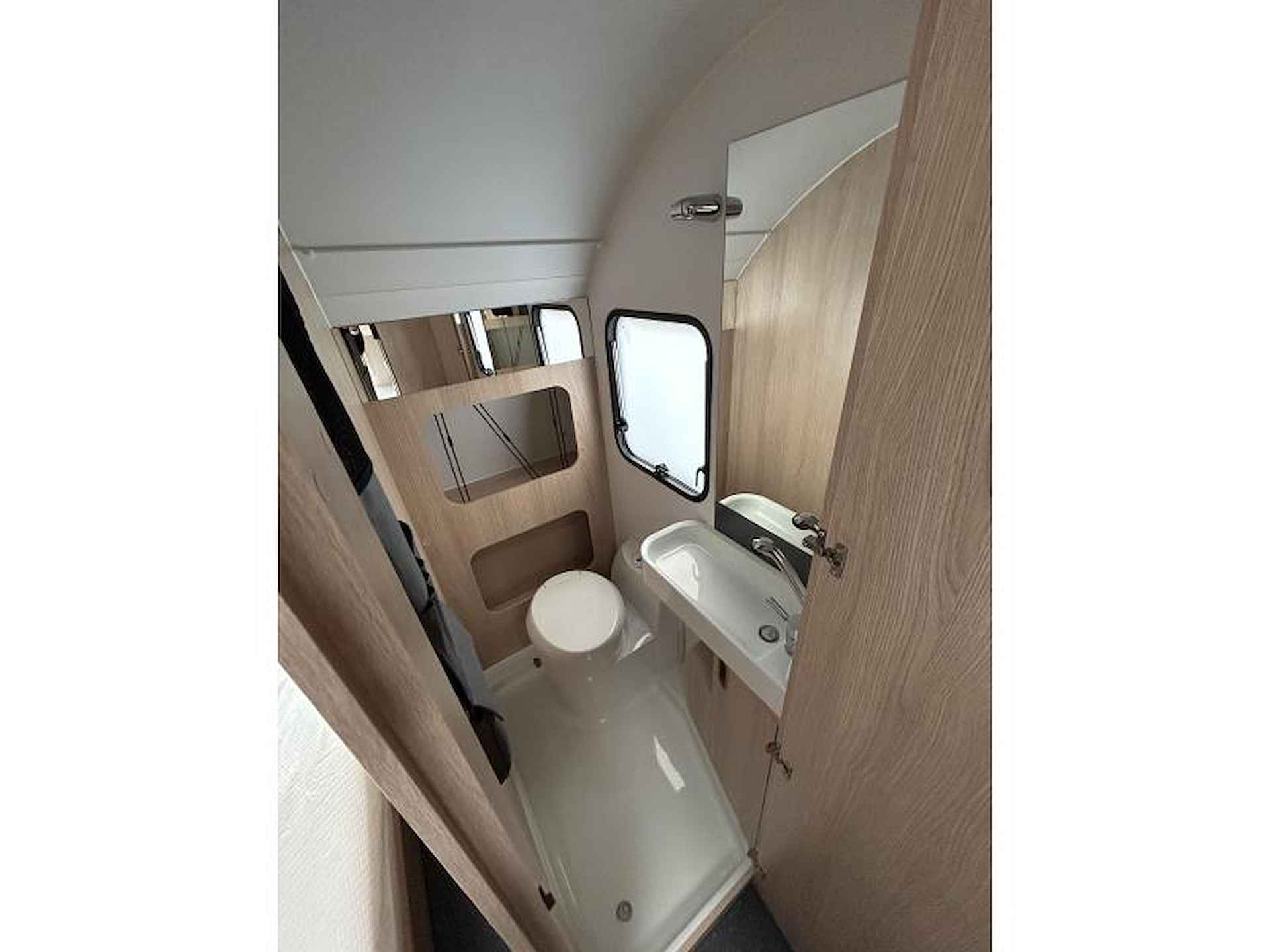 Adria Aviva 472 PK SILVER ASH - 13/19