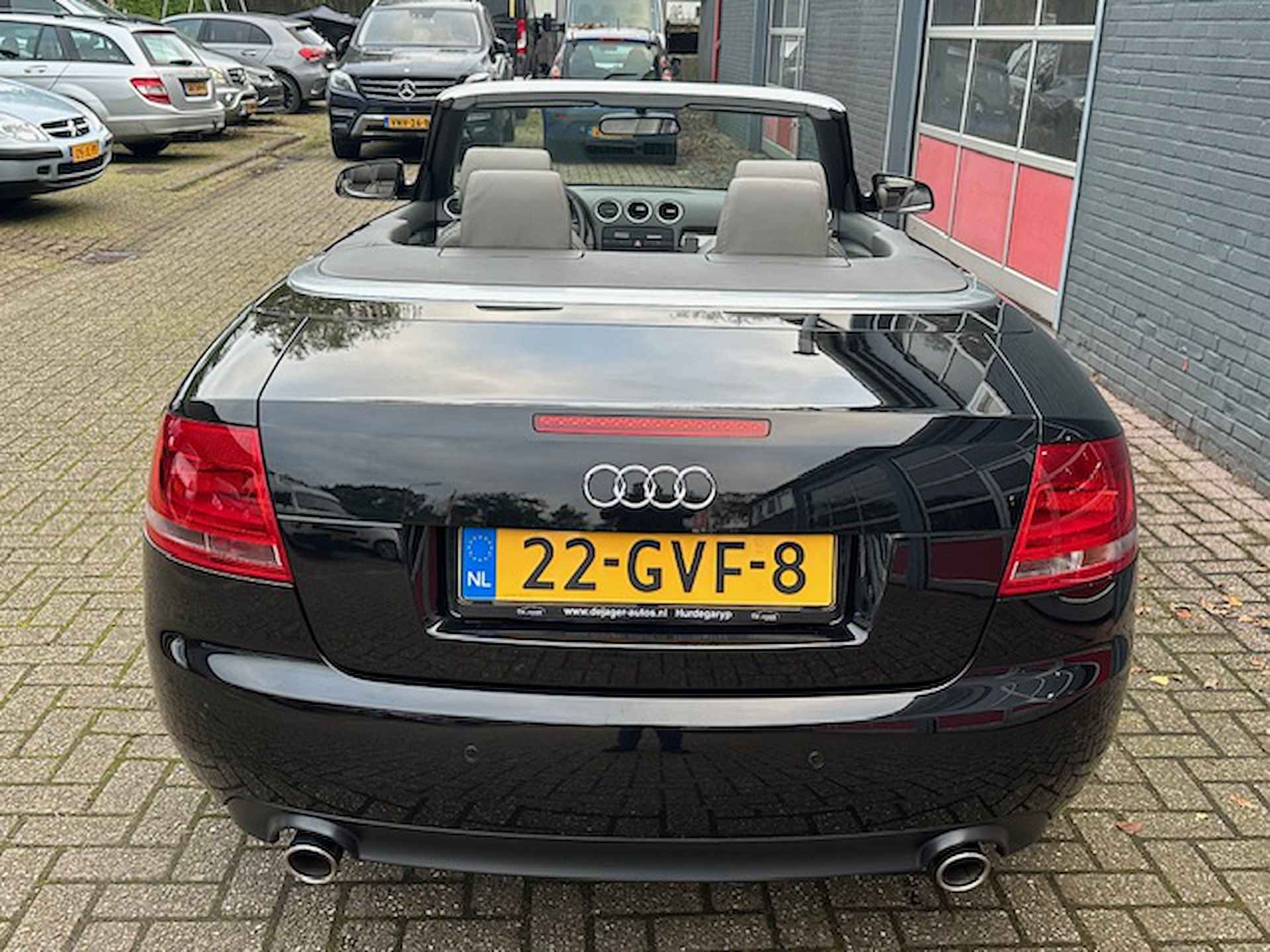 Audi A4 Cabriolet 1.8 Turbo Advance - 14/38