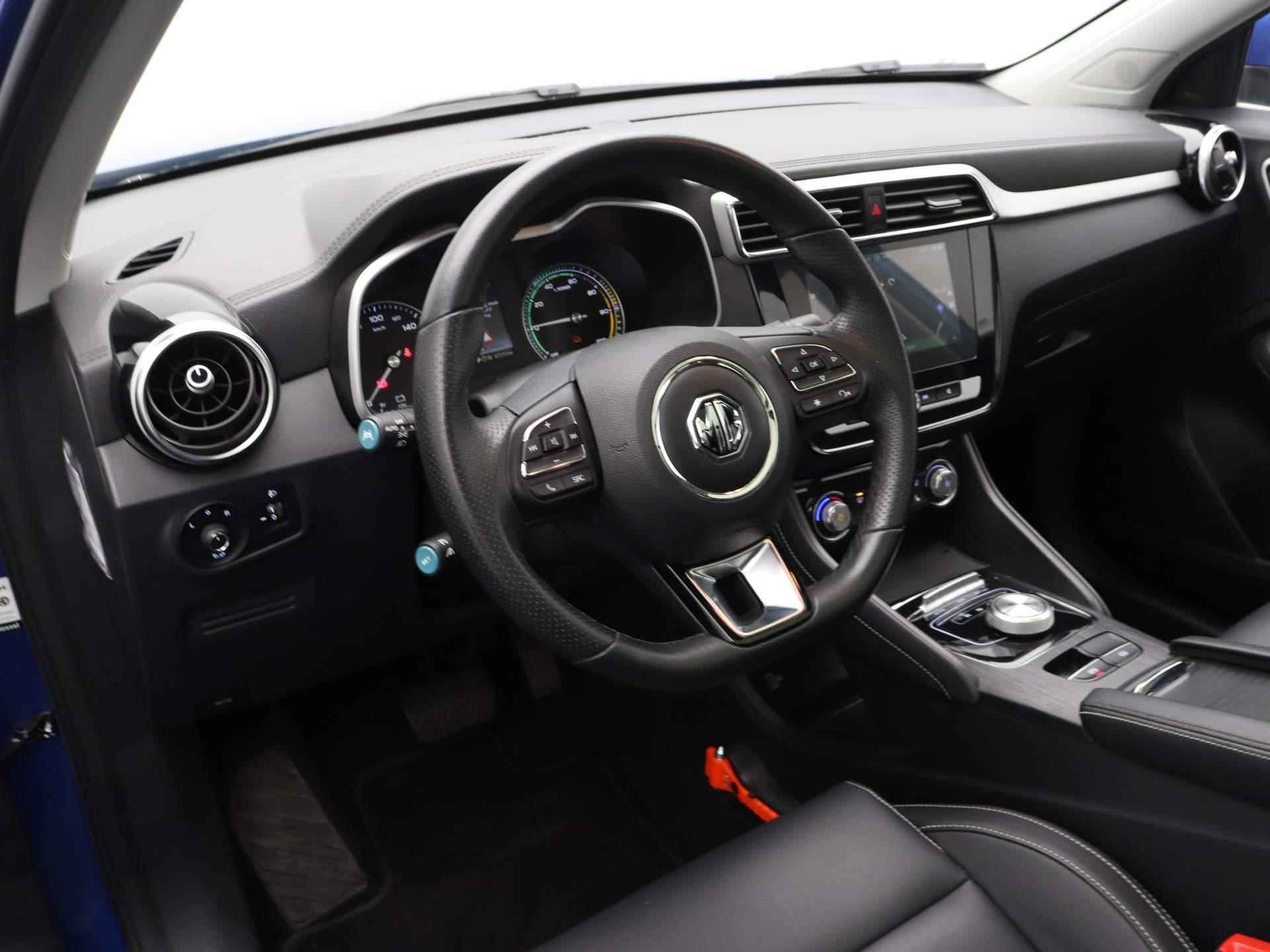 MG ZS EV Luxury 45 kWh | Leder | Panoramadak | Camera | Navi | Apple CarPlay | - 21/25