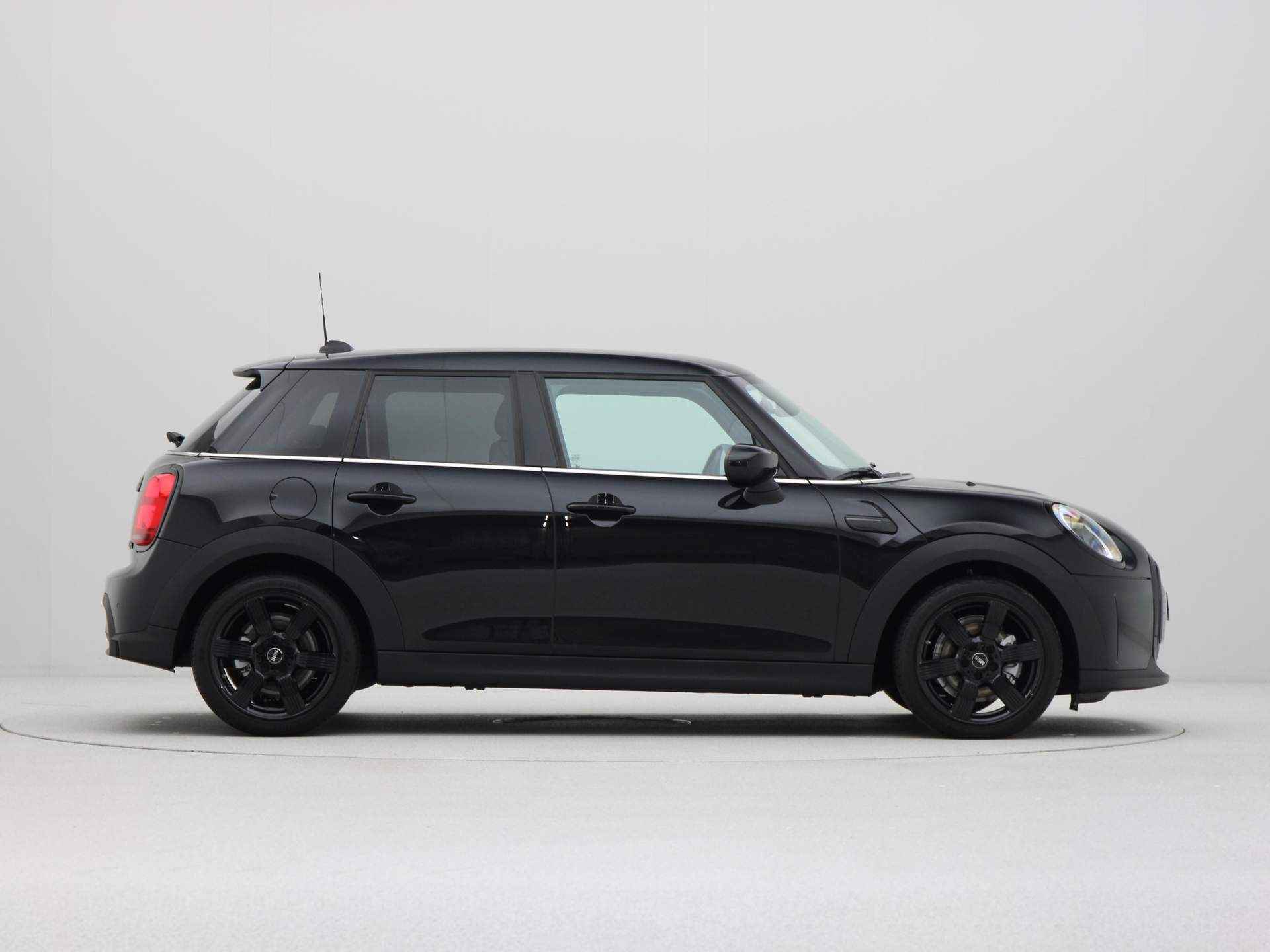 MINI 5-deurs Cooper Camden Edition Aut. - 9/22