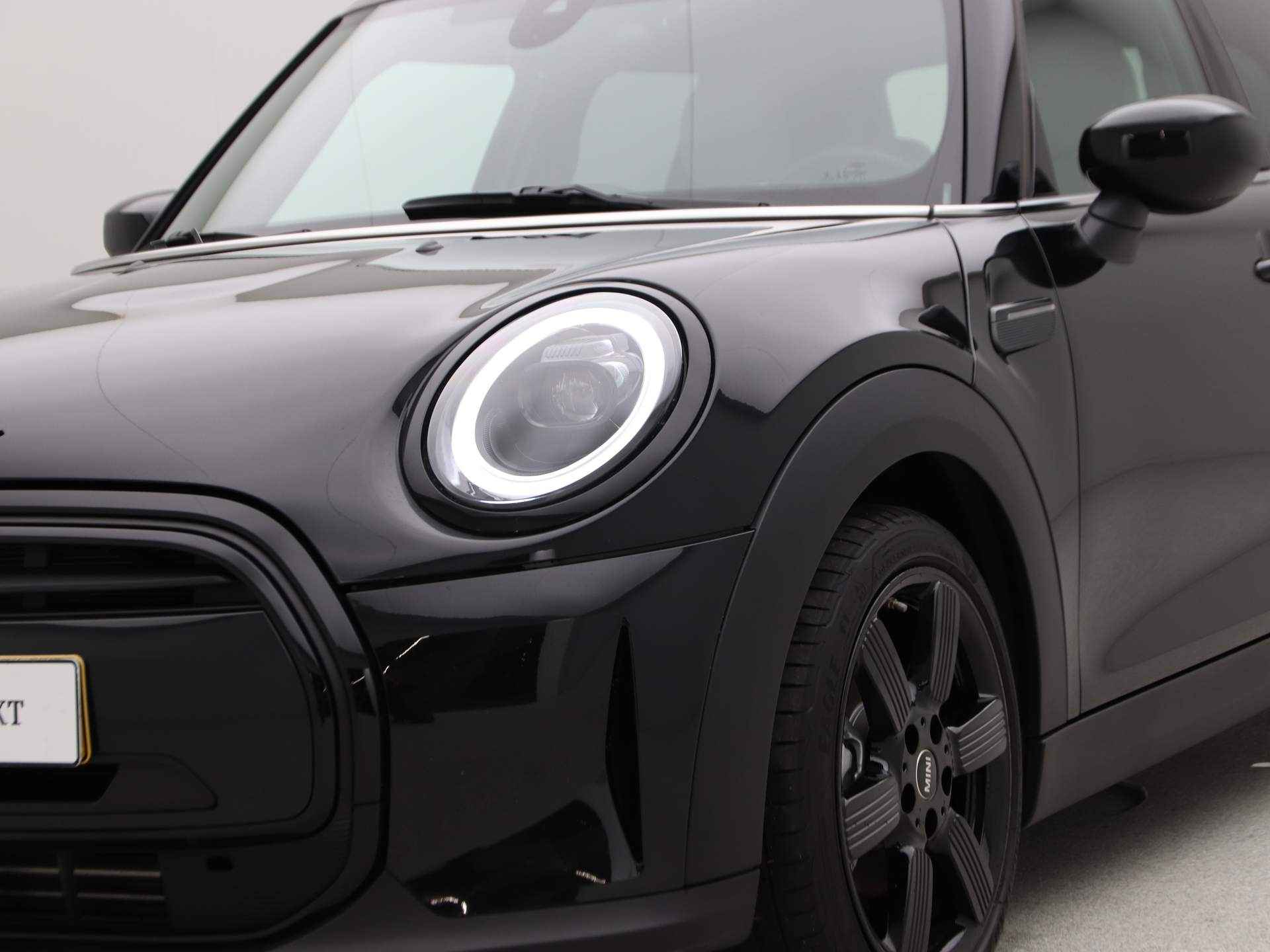 MINI 5-deurs Cooper Camden Edition Aut. - 19/22