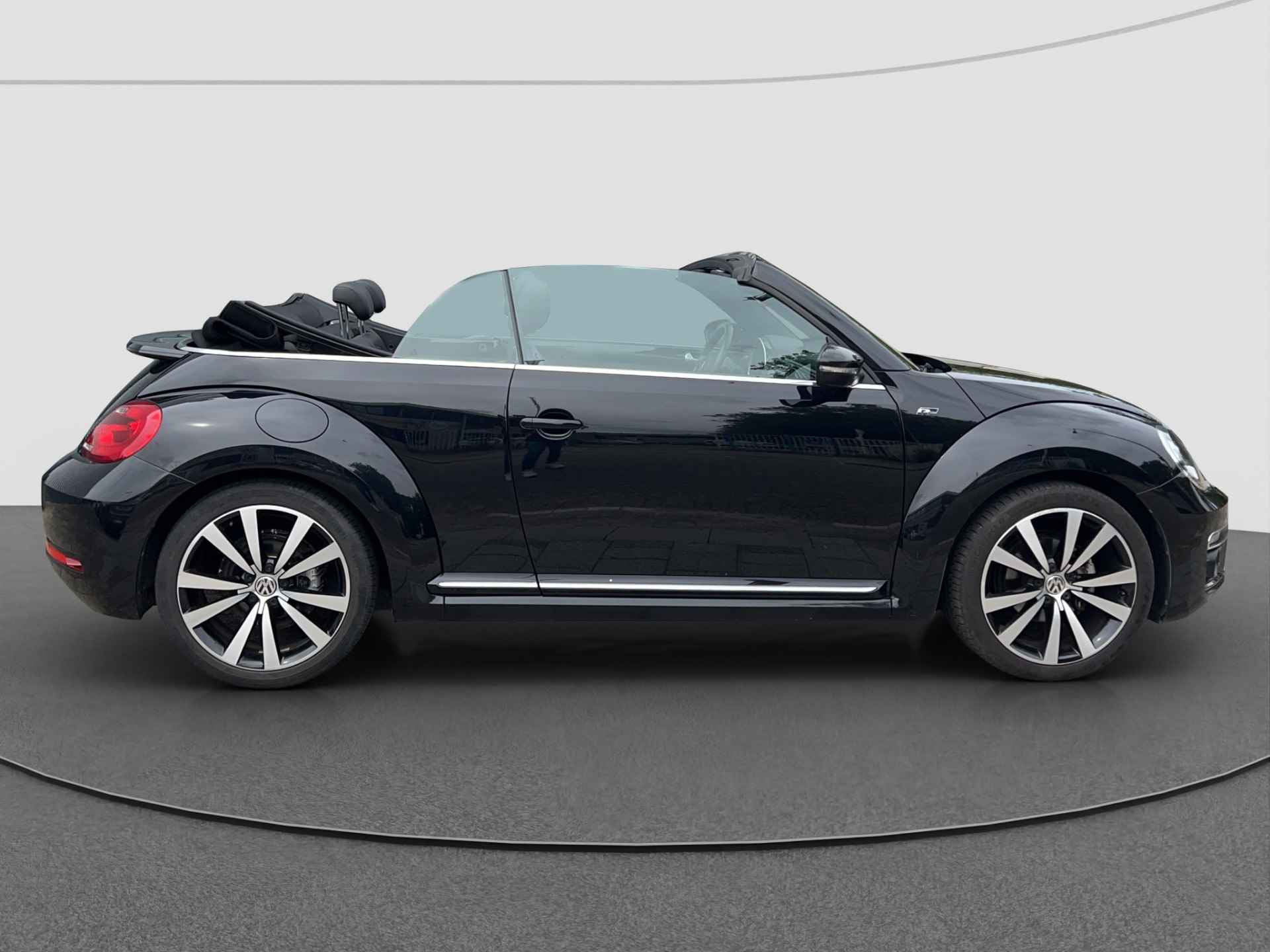 Volkswagen Beetle Cabriolet 1.4 TSI Sport BlueMotion | R-Line | Leder | camera | Fender! - 9/31