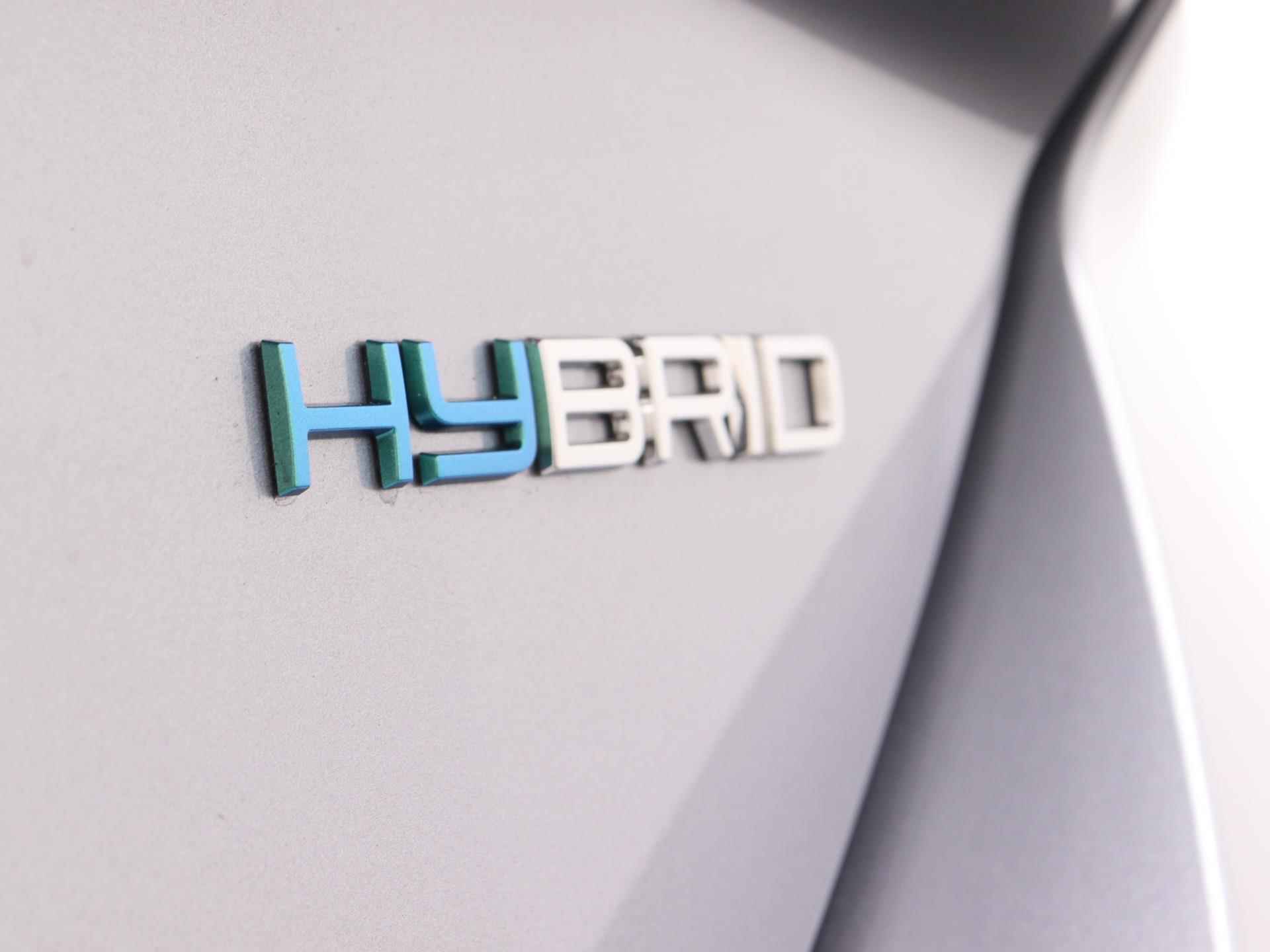 Peugeot 308 SW 1.6 HYbrid 180 Allure Automaat | Uit voorraad leverbaar | Adaptive cruise control | Keyless | Draadloze telefoonlader | Navigatie | Carplay - 26/34