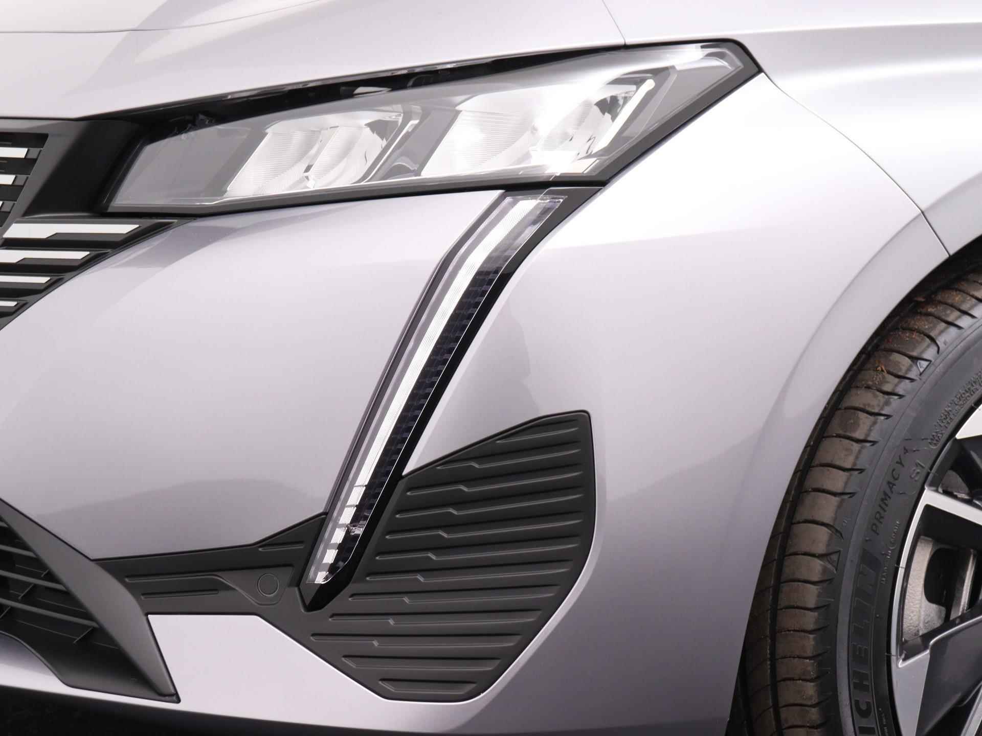 Peugeot 308 SW 1.6 HYbrid 180 Allure Automaat | Uit voorraad leverbaar | Adaptive cruise control | Keyless | Draadloze telefoonlader | Navigatie | Carplay - 28/34
