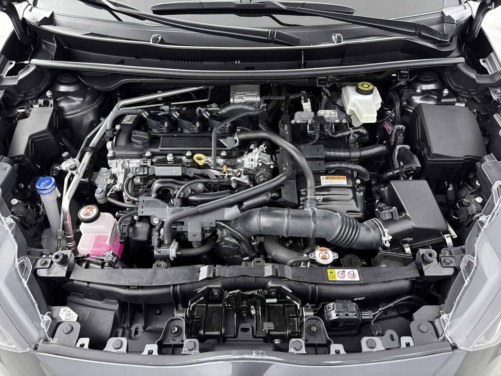 Toyota Yaris 1.5 Hybrid Dynamic | NL-Auto | Fabr Garantie t/m 05-2031 mogelijk! LETOP staat bij leseman - 37/39