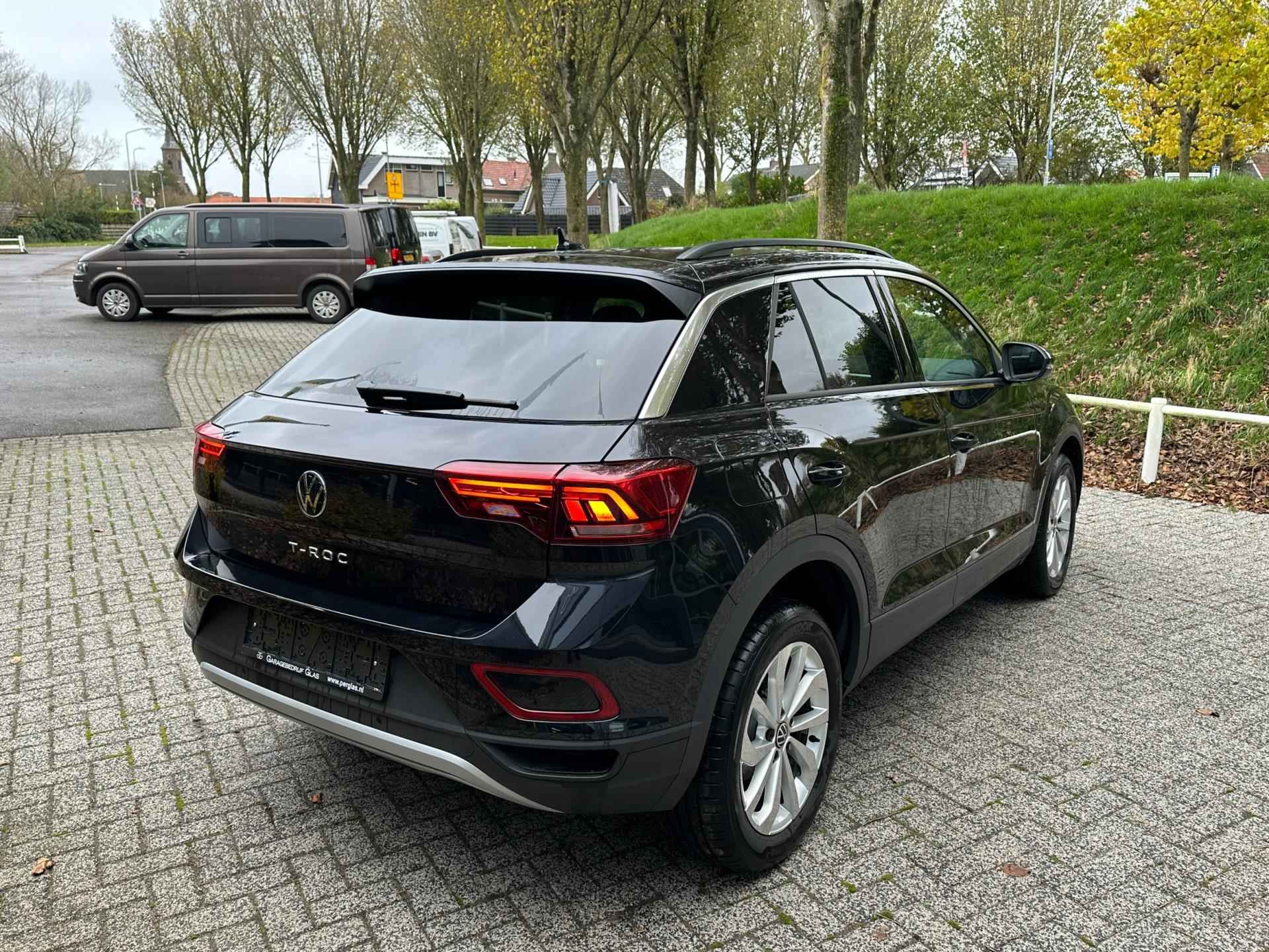 Volkswagen T-Roc 1.5 TSI Life Edition camera - stoelverw. 4681 km!!! - 6/28