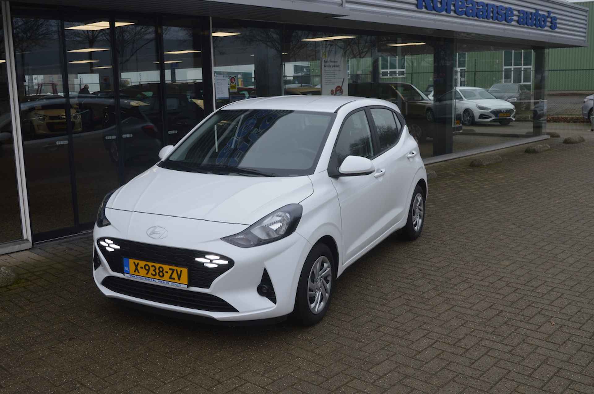 Hyundai i10 1.0 Comfort 5-zits Automaat nw. type All weathers - 2/20