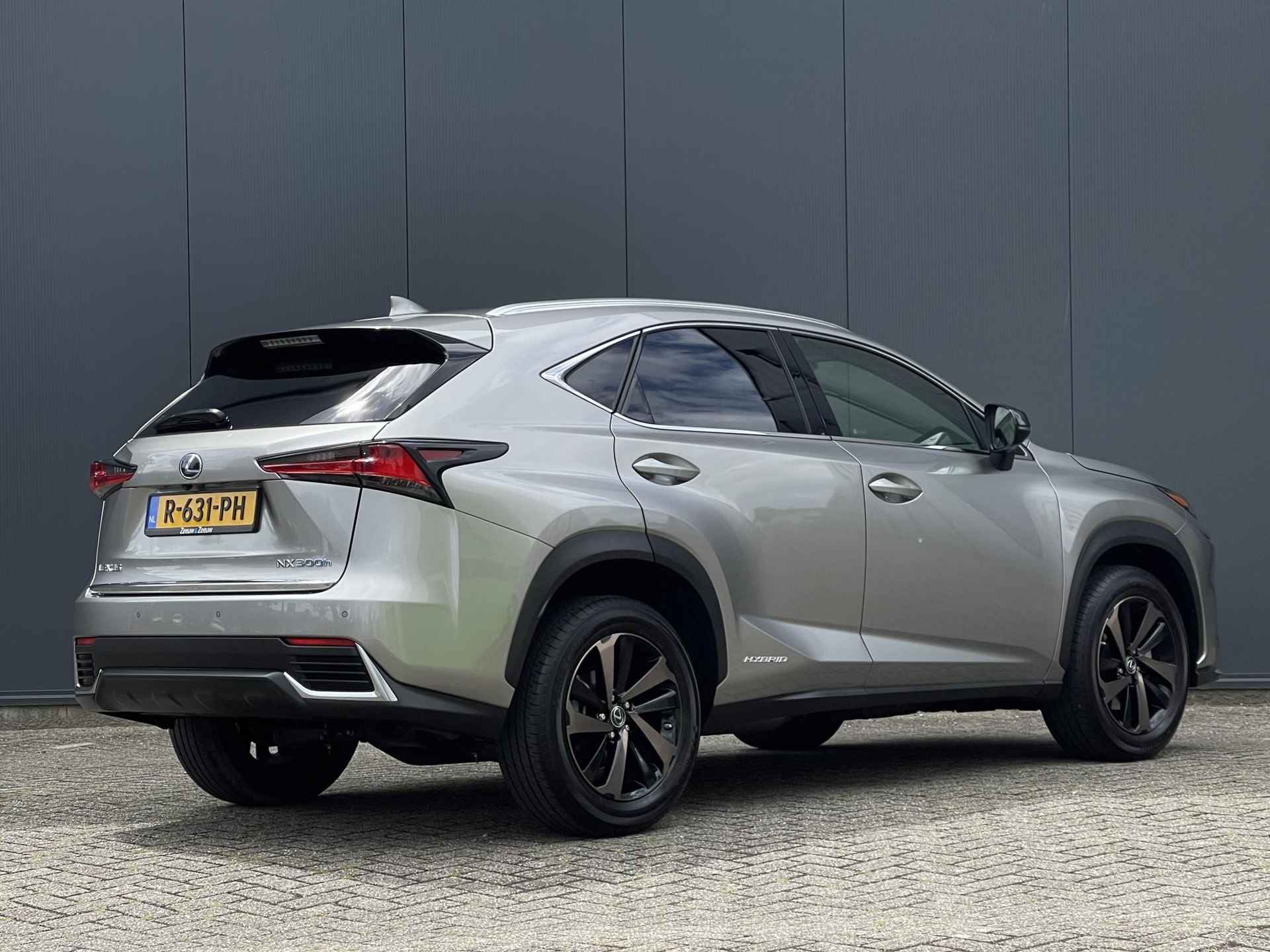 Lexus NX 300h AWD Ultimate Edition | Navi | Clima | Camera | Adaptive Cruise | Leder | Stoelverwarming | 18.000 km! - 7/32