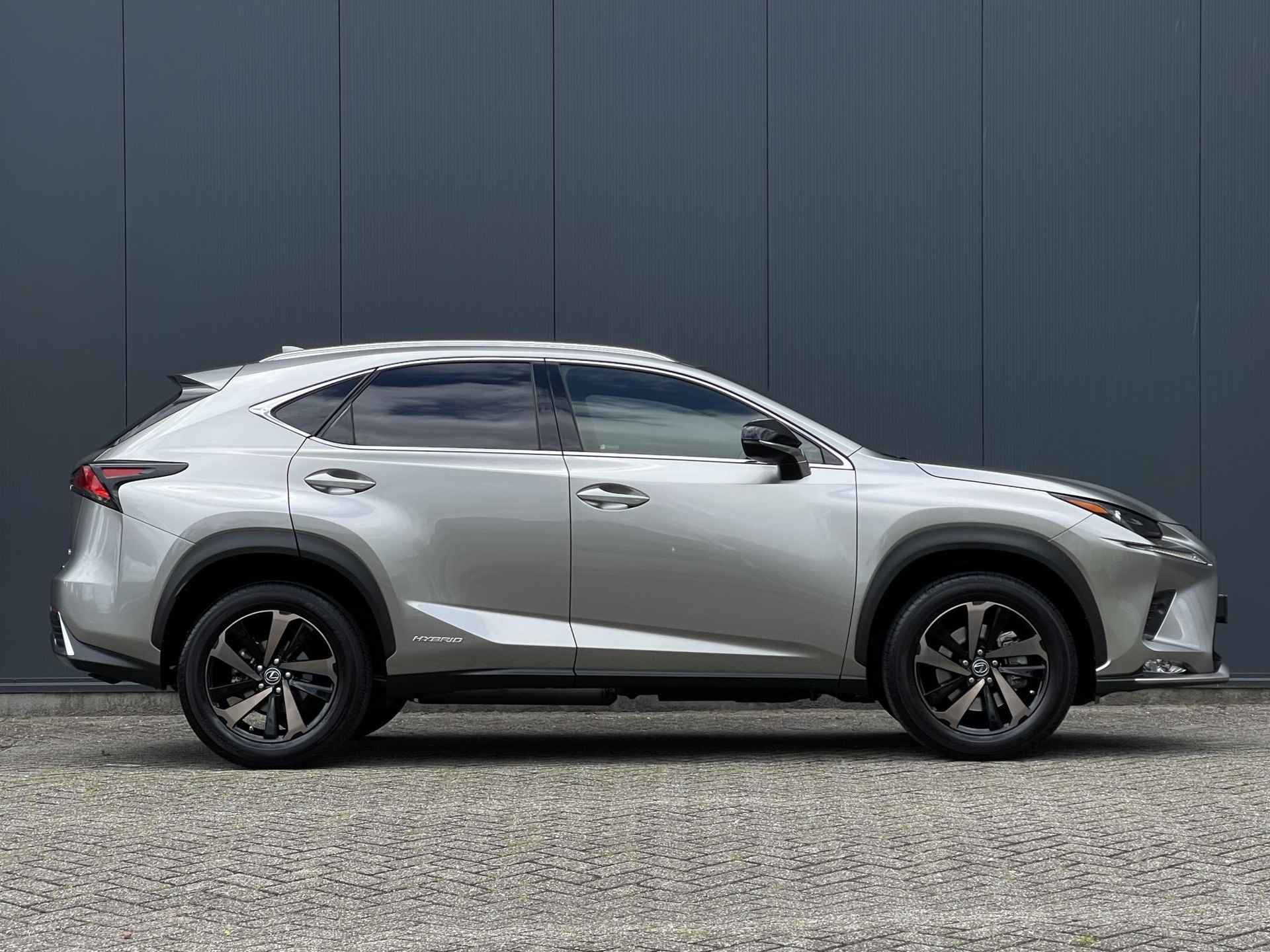 Lexus NX 300h AWD Ultimate Edition | Navi | Clima | Camera | Adaptive Cruise | Leder | Stoelverwarming | 18.000 km! - 8/32