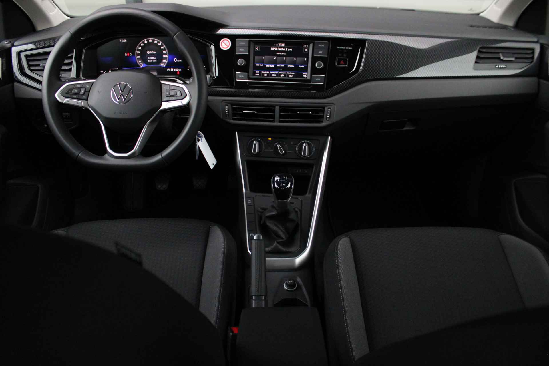 Volkswagen Polo 1.0 TSI Life | Adaptive Cruise | 15 Inch lichtmetaal | Apple Carplay/Android Auto | Virtual Cockpit | Parkeersensoren Rondom - 10/31