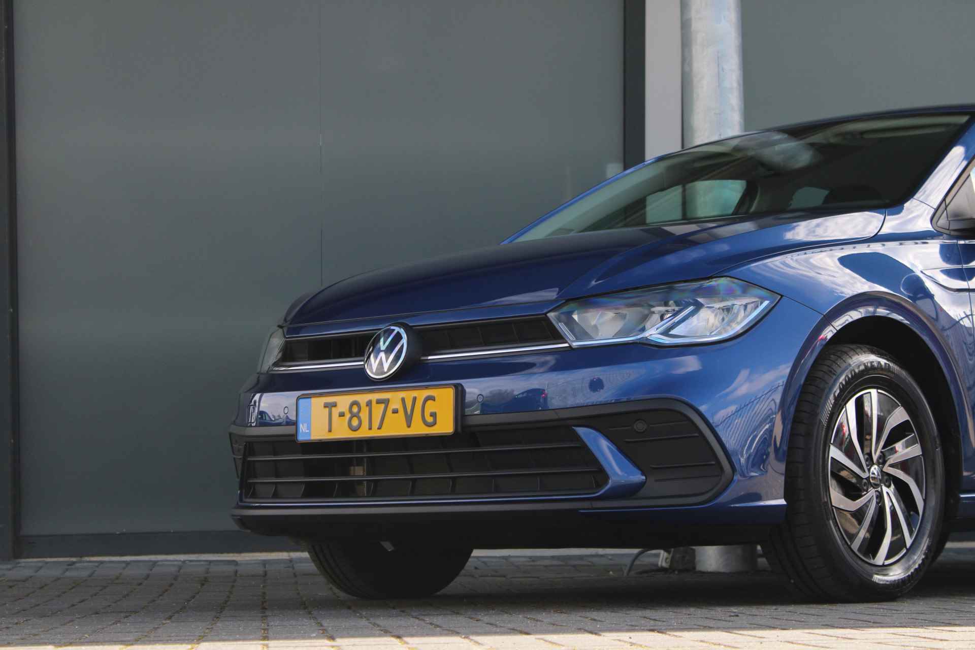 Volkswagen Polo 1.0 TSI Life | Adaptive Cruise | 15 Inch lichtmetaal | Apple Carplay/Android Auto | Virtual Cockpit | Parkeersensoren Rondom - 14/31