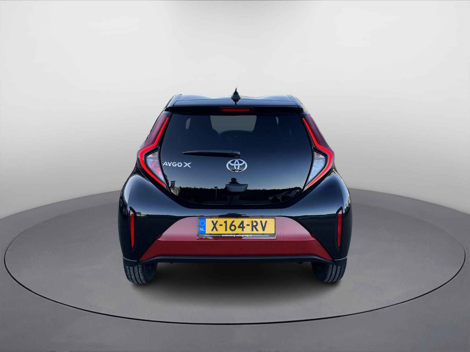 Toyota Aygo X 1.0 VVT-i MT Pulse | Chili red met zwart dak | Demonstratie auto | - 5/20