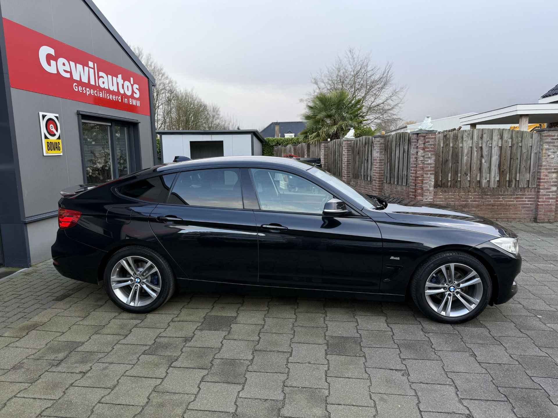 BMW 3-serie Gran Turismo 320i xDrive High Executive Sport Line - 12/23