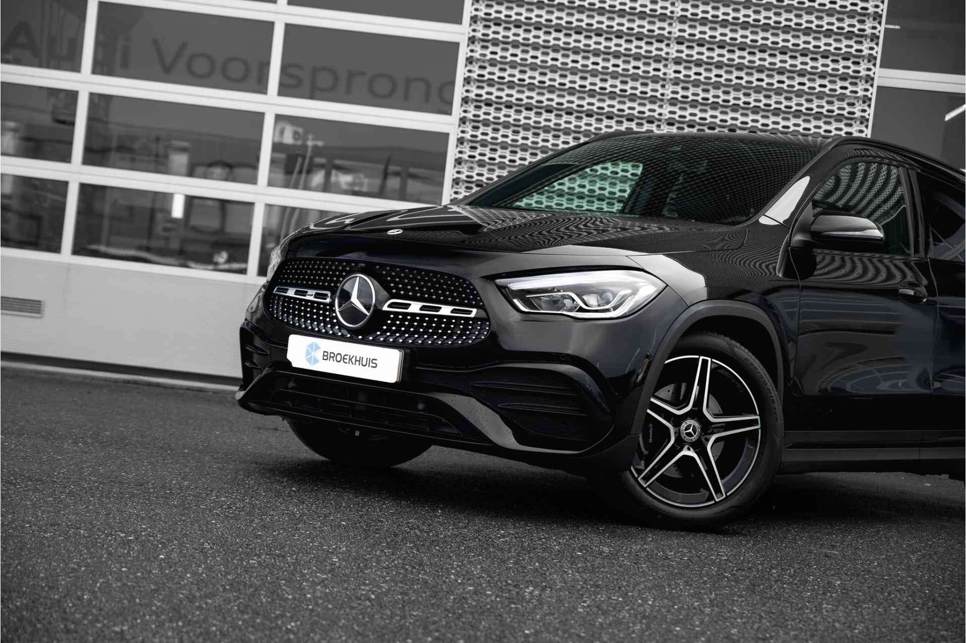 Mercedes-Benz GLA 180 AMG Line | Camera | Stoelverwarming | - 4/31