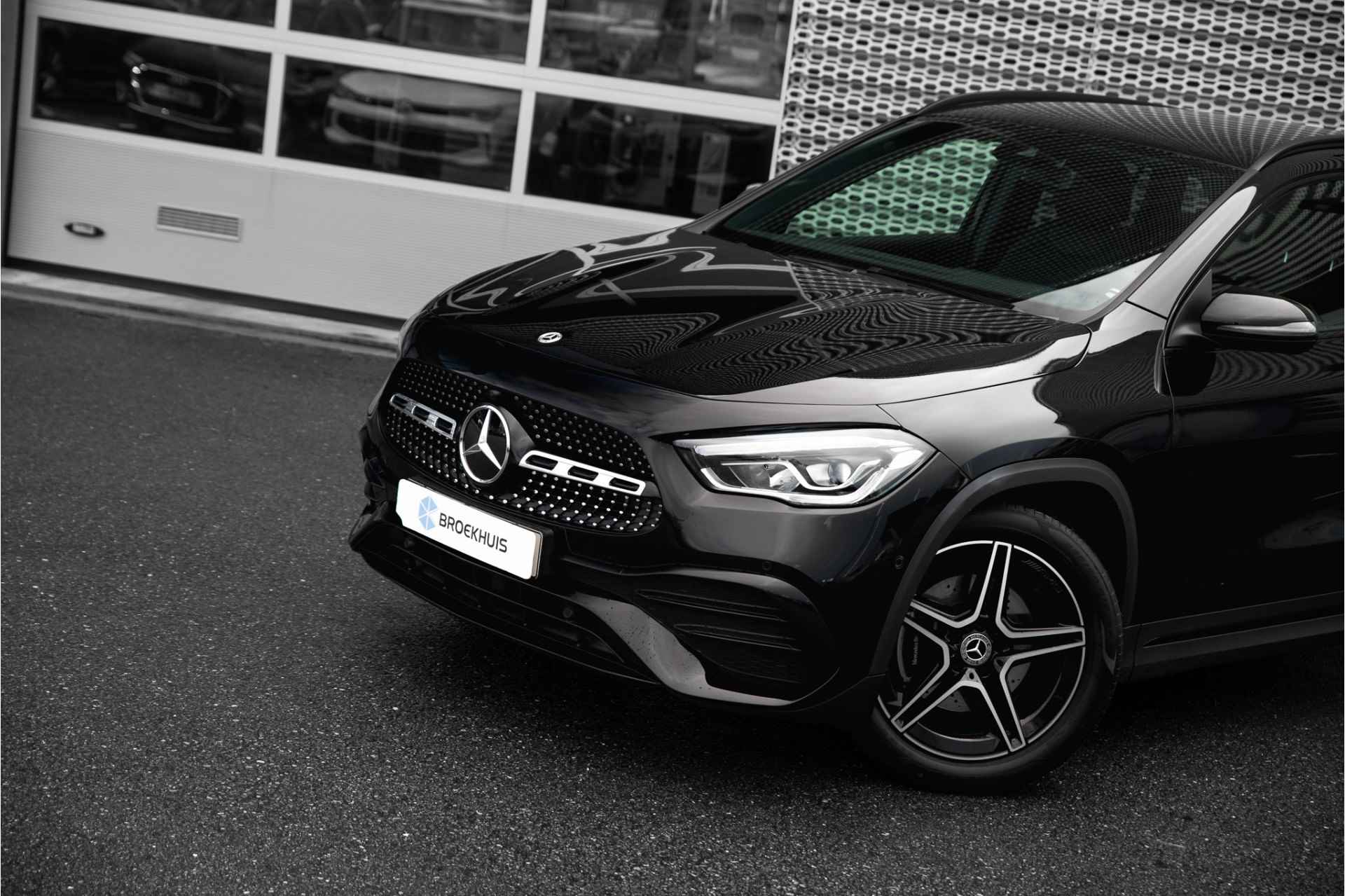 Mercedes-Benz GLA 180 AMG Line | Camera | Stoelverwarming | - 19/31