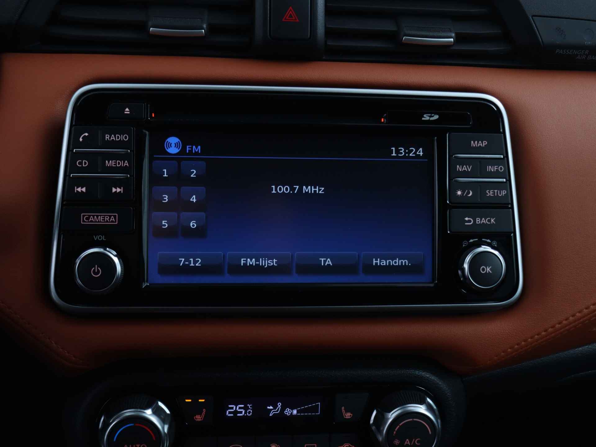 Nissan Micra 0.9 IG-T Tekna Bose Personal Edition Cruise, Camera rondom, Navi, Clima. - 20/26