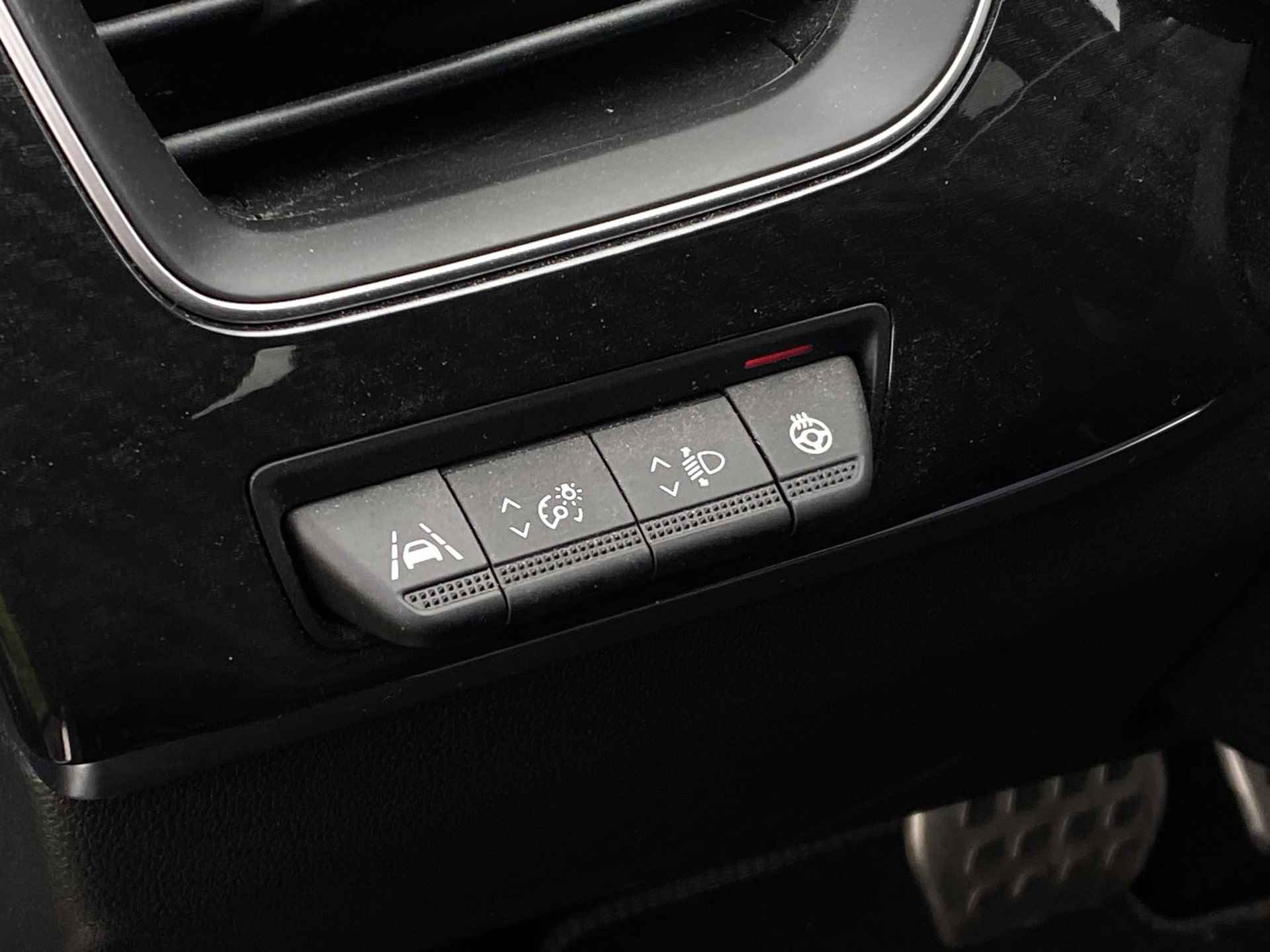 Renault Arkana 1.6 E-Tech Hybrid 145 R.S. Line | NL Auto | Adaptieve CruiseControl | PrivacyGlass | KeylessGo/Entry | LED | DAB | Apple CarPlay | Camera | Dodehoek detectie | Lederen bekleding | Navigatie 9,3" | RS Line Pakket | - 18/42