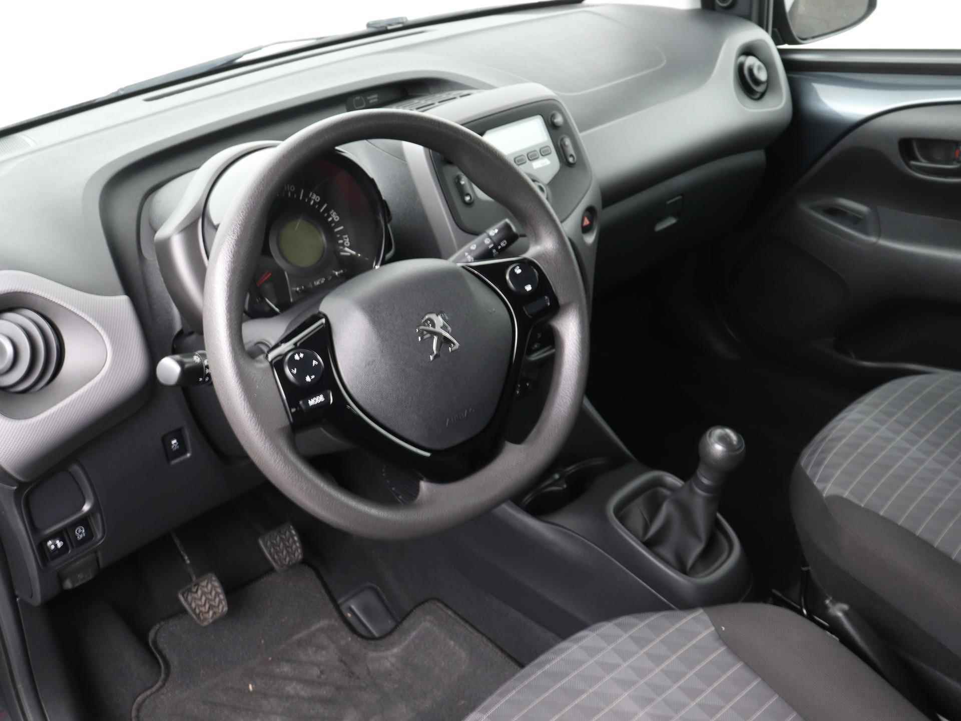 Peugeot 108 Active 72pk | Airco | Bluetooth | Elektrische Ramen Voor | Achterbank In Delen Neerklapbaar | Stuurwiel Multifunctioneel - 18/33