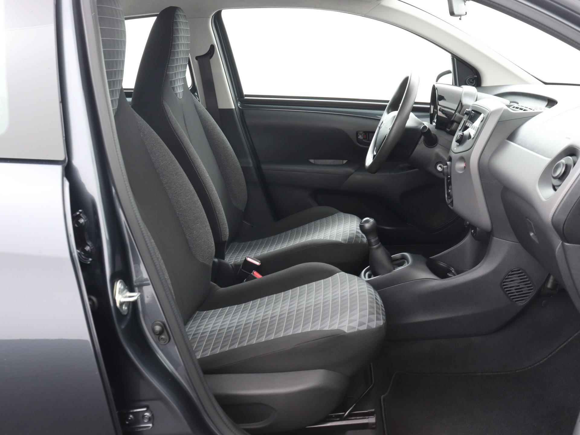 Peugeot 108 Active 72pk | Airco | Bluetooth | Elektrische Ramen Voor | Achterbank In Delen Neerklapbaar | Stuurwiel Multifunctioneel - 22/33