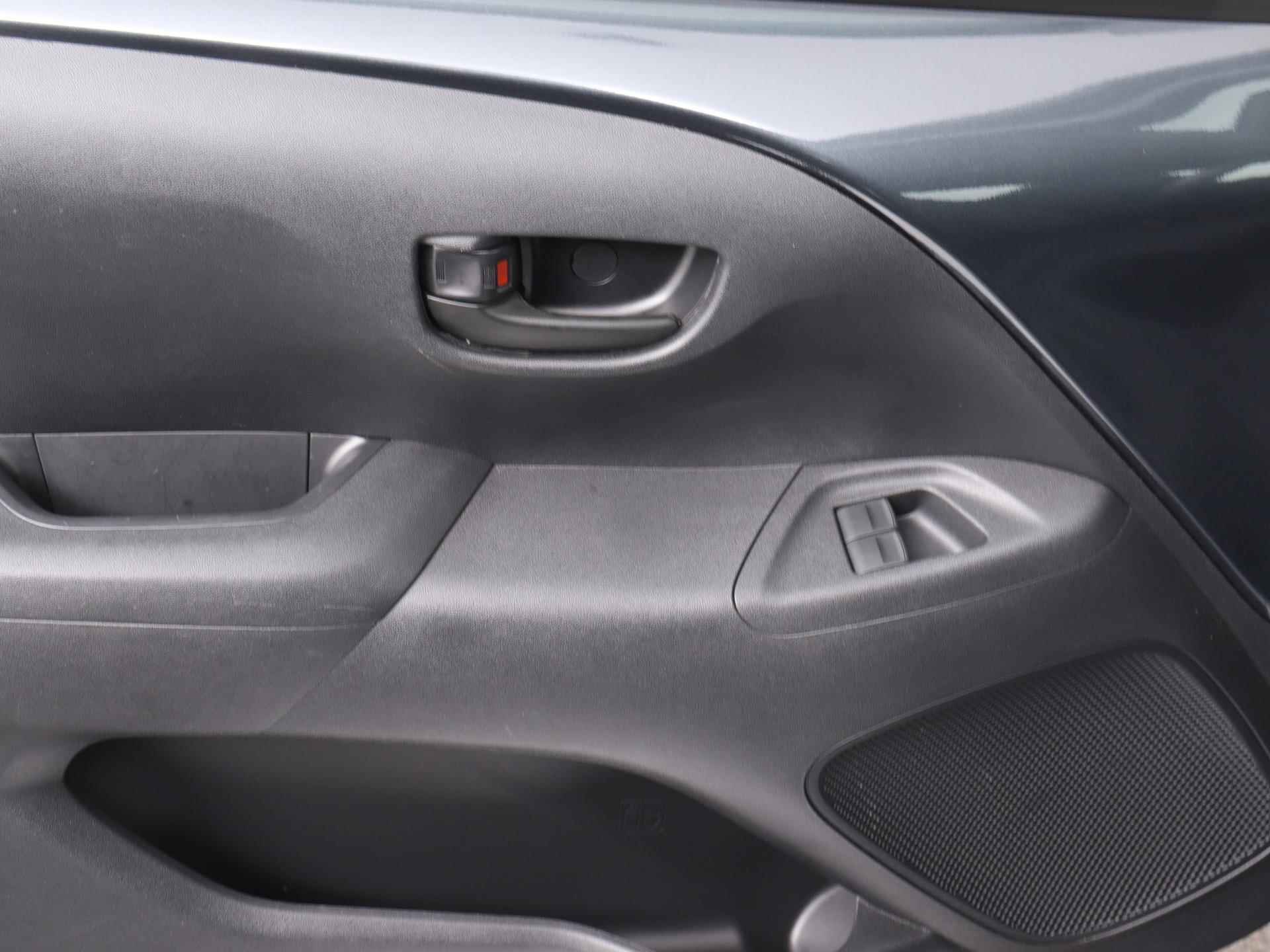 Peugeot 108 Active 72pk | Airco | Bluetooth | Elektrische Ramen Voor | Achterbank In Delen Neerklapbaar | Stuurwiel Multifunctioneel - 24/33