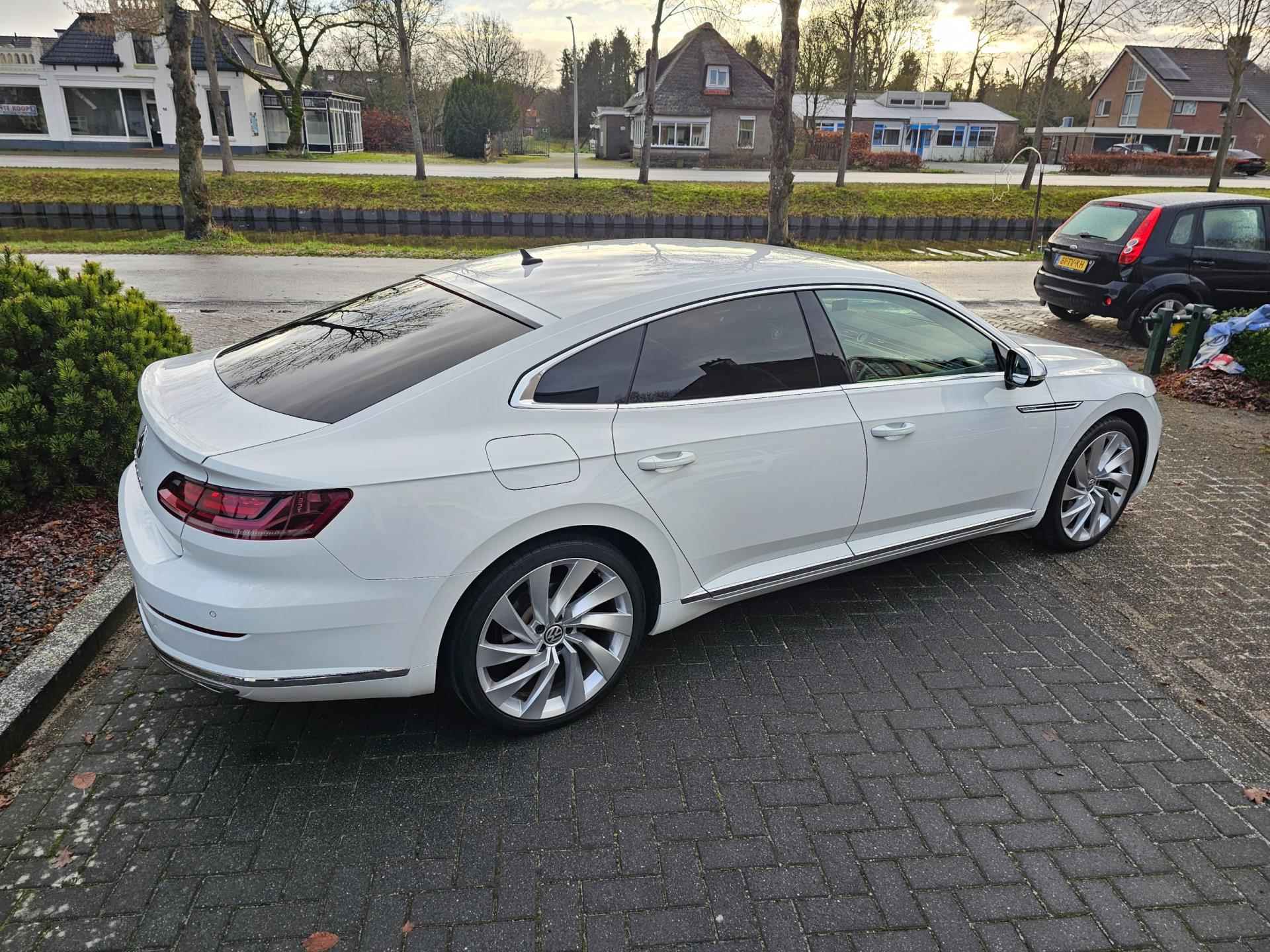 Volkswagen Arteon 2.0 TSI Elegance Business |Keyless|Virtual|LED| - 9/46