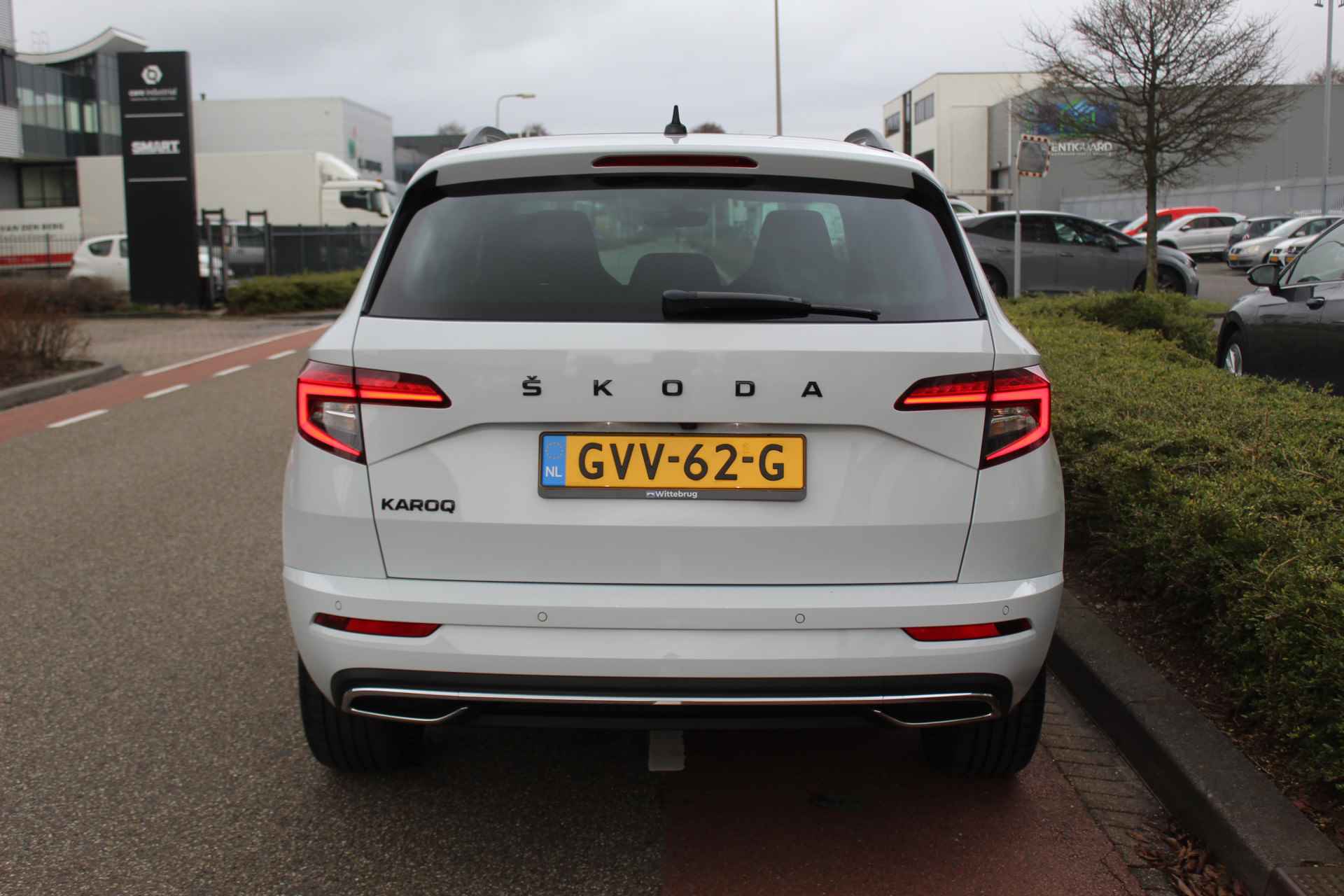 Škoda Karoq 1.5 TSI ACT 150pk DSG Sportline / 19"LMV / APP.Connect / CAMERA / PANODAK / Full LED / Stoelverwarming V+A - 7/38