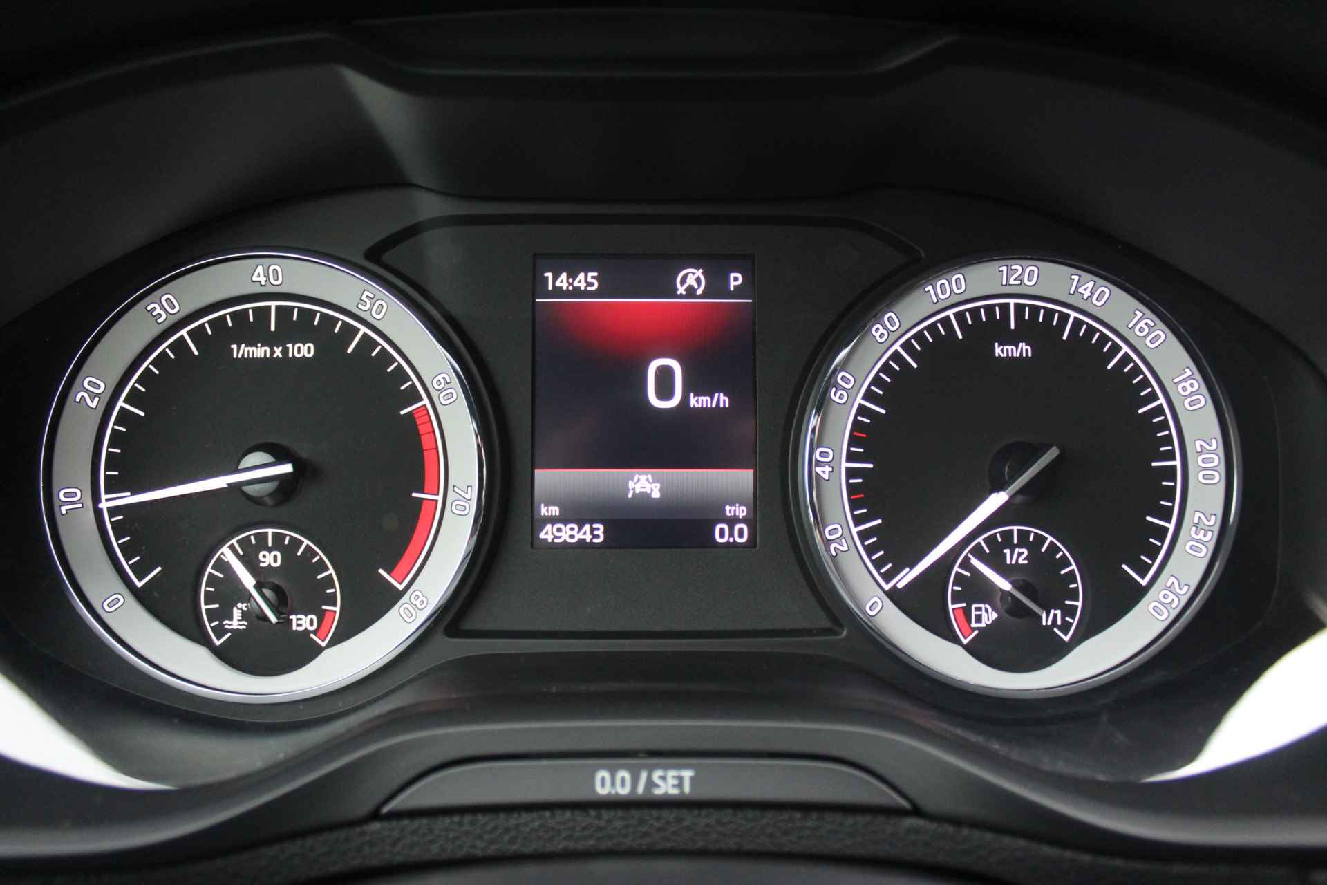 Škoda Karoq 1.5 TSI ACT 150pk DSG Sportline / 19"LMV / APP.Connect / CAMERA / PANODAK / Full LED / Stoelverwarming V+A - 21/38