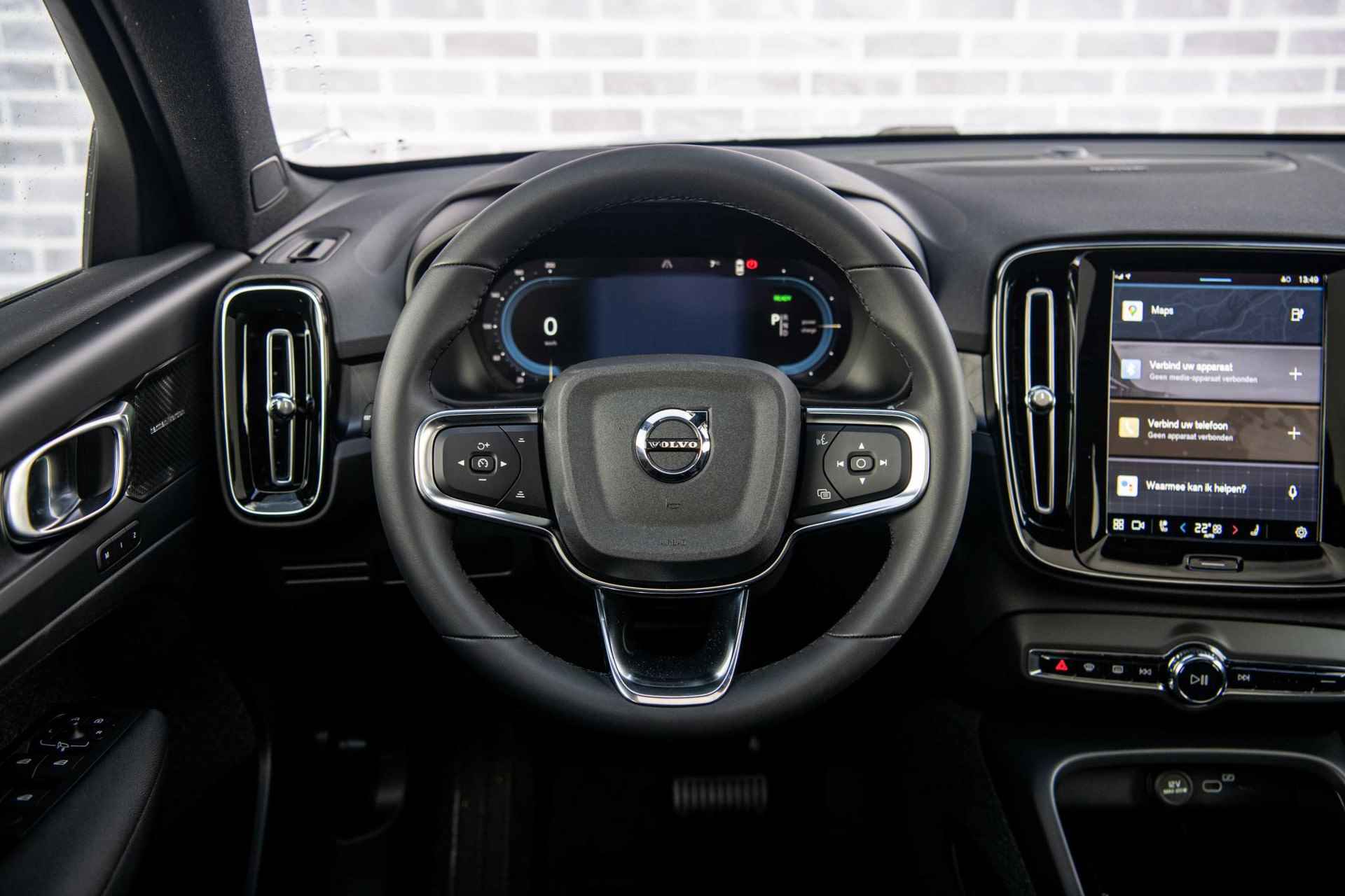 Volvo C40 Single Motor Extended Range Ultimate 82 kWh Fin. € 1.107 p/m | Trekhaak | Donker Glas | 20" | Nubuck Interieur | Warmtepomp | - 4/38