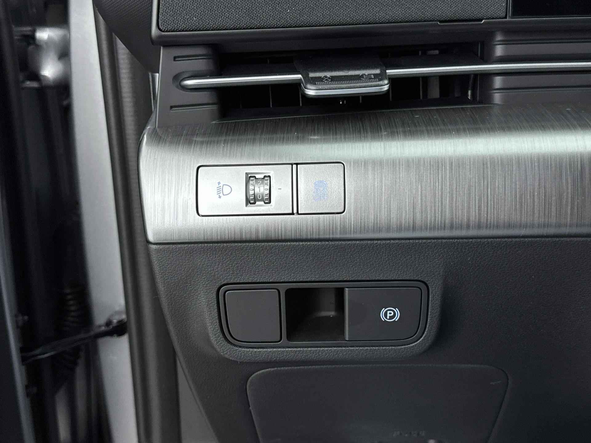 Hyundai Kona Electric Comfort 65.4 kWh | 514km Actieradius! | Bluelink app | Navigatie | Camera | Adaptive cruise control | - 27/29