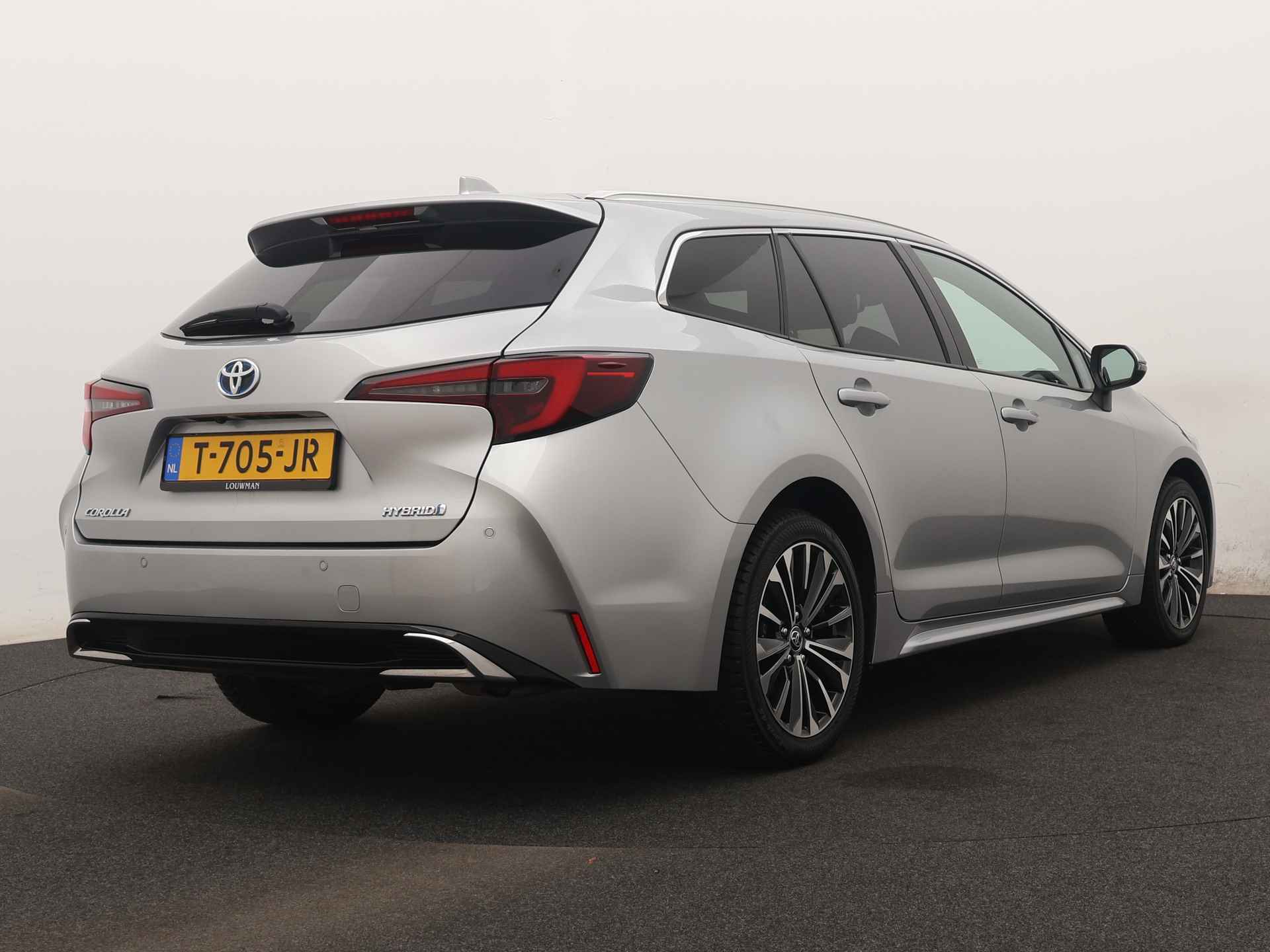 Toyota Corolla Touring Sports 1.8 Hybrid First Edition | NL-Auto | Fabr Garantie t/m 07-2033 mogelijk! - 3/46