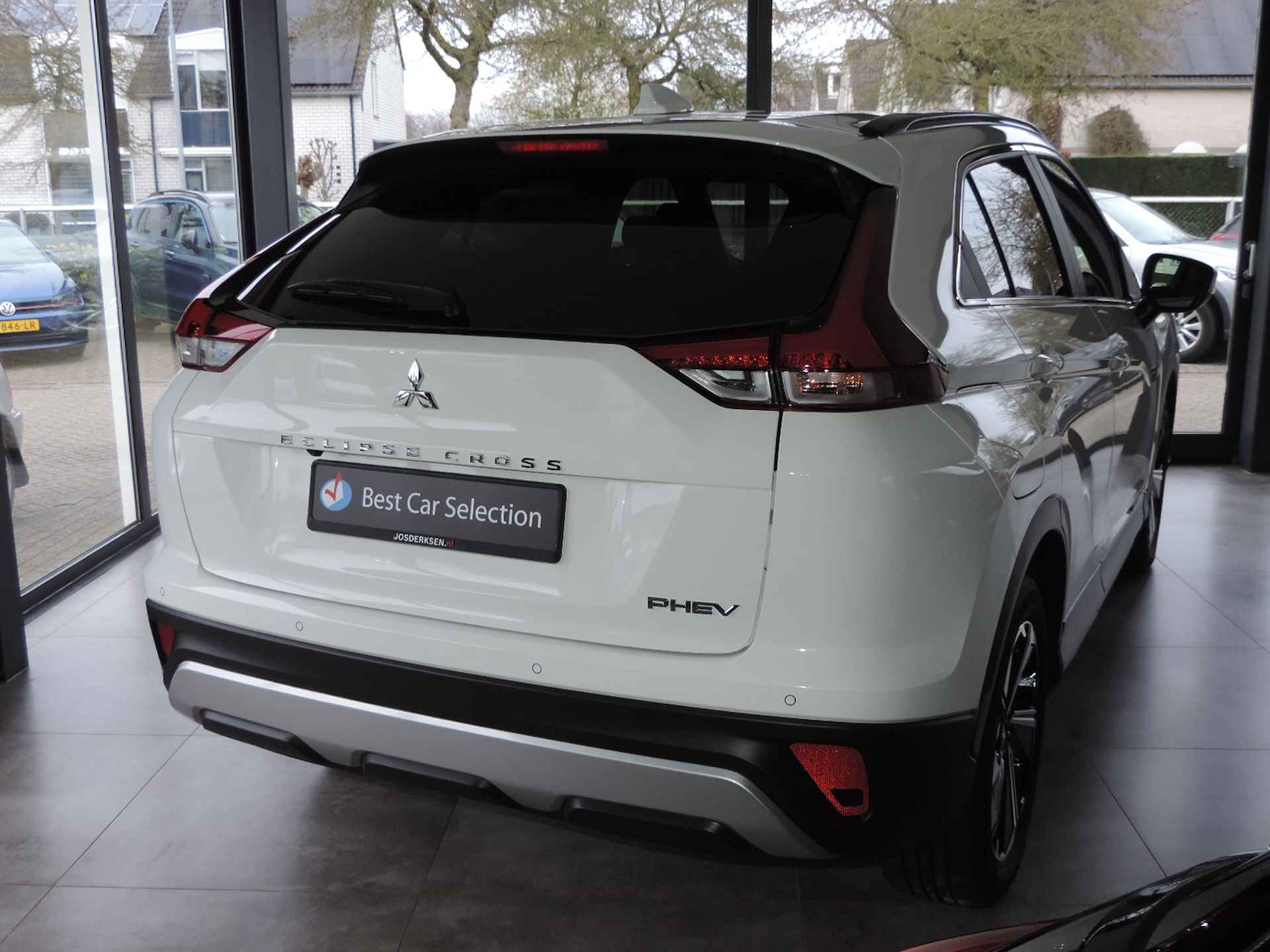 Mitsubishi Eclipse Cross 2.4 PHEV Intense+ - Nav | Camera | PDC v+a | Standkachel | Apple CarPlay | Led - 10/44