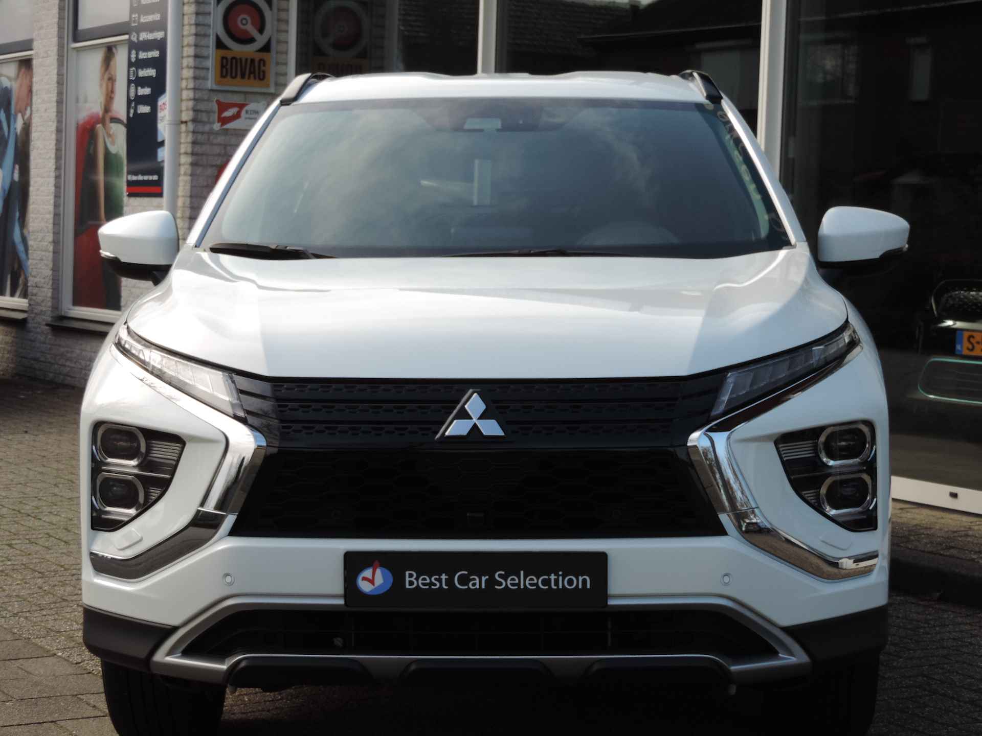 Mitsubishi Eclipse Cross 2.4 PHEV Intense+ - Nav | Camera | PDC v+a | Standkachel | Apple CarPlay | Led - 13/44