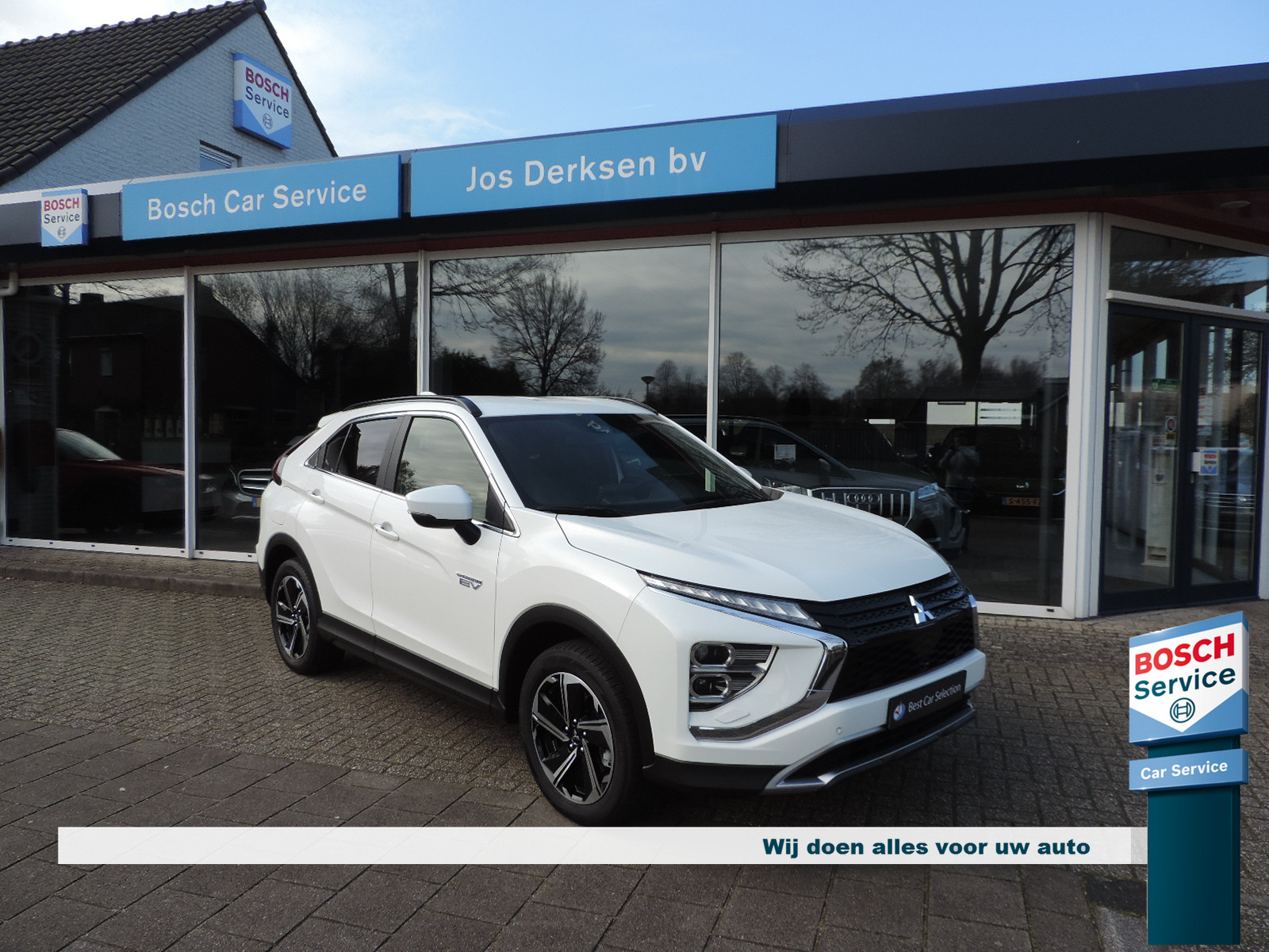 Mitsubishi Eclipse Cross 2.4 PHEV Intense+ - Nav | Camera | PDC v+a | Standkachel | Apple CarPlay | Led