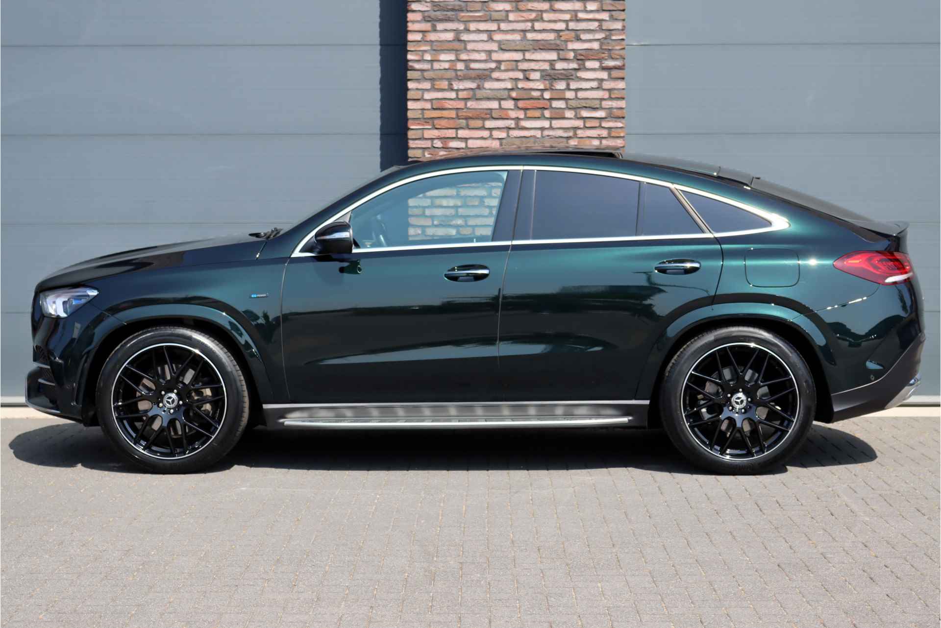 Mercedes-Benz GLE Coupé 350 de 4MATIC AMG Line Aut9 | Luchtvering | Distronic+ |  Panoramadak | Keyless Go | Burmester | Surround Camera | Trekhaak |  Leder | Rijassistentiepakket+ | - 10/51