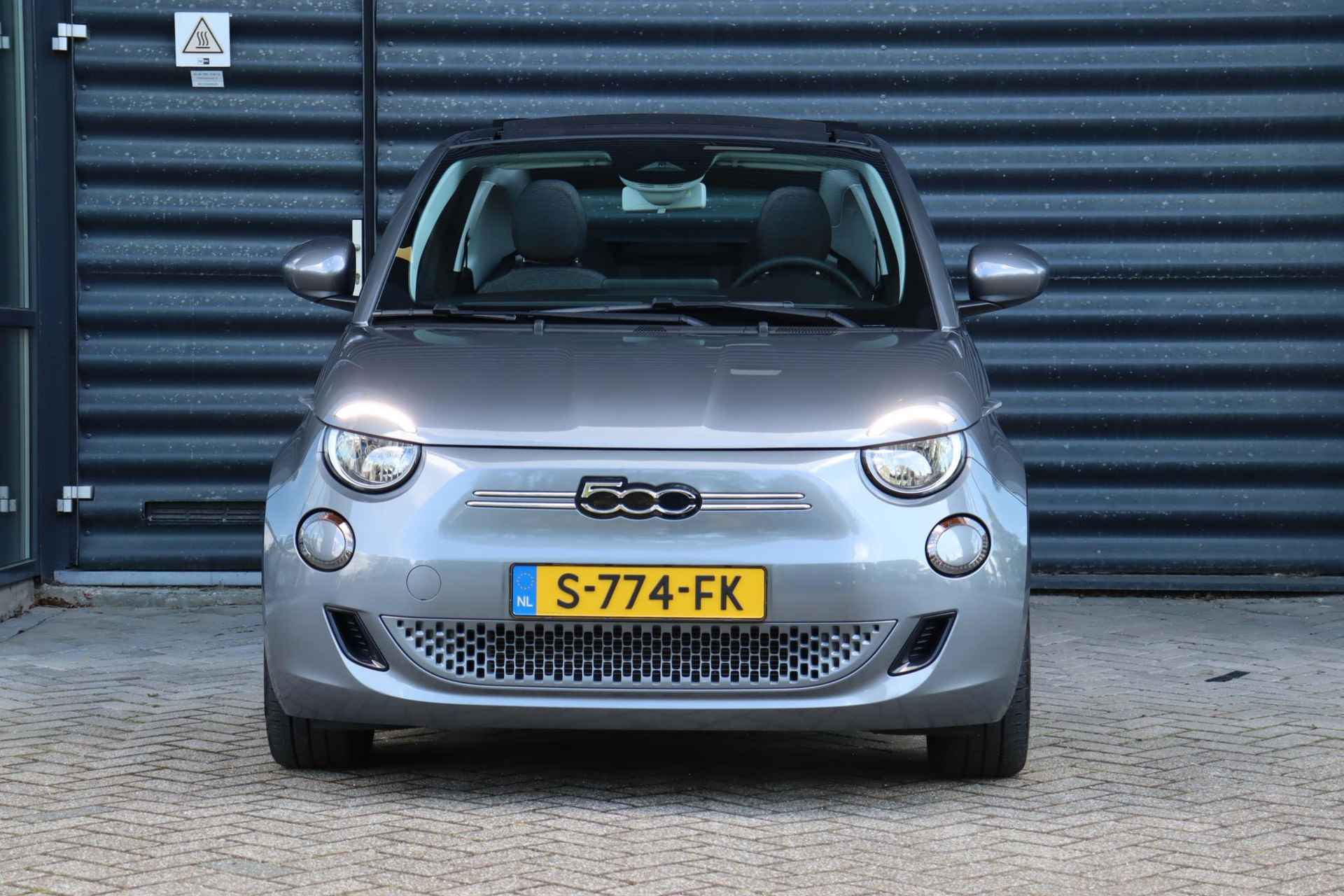 Fiat 500 C Icon 42 kWh Comfort Pack Cabriolet Apple CarPlay - 3/45