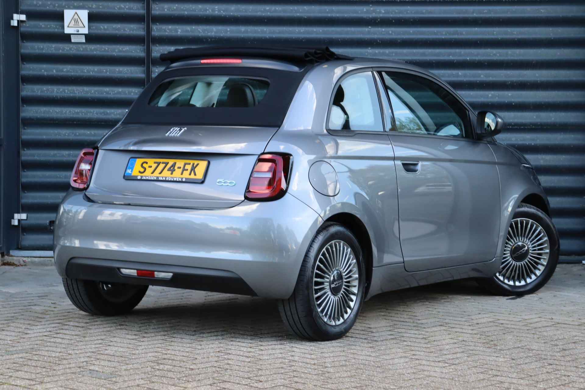 Fiat 500 C Icon 42 kWh Comfort Pack Cabriolet Apple CarPlay - 7/45
