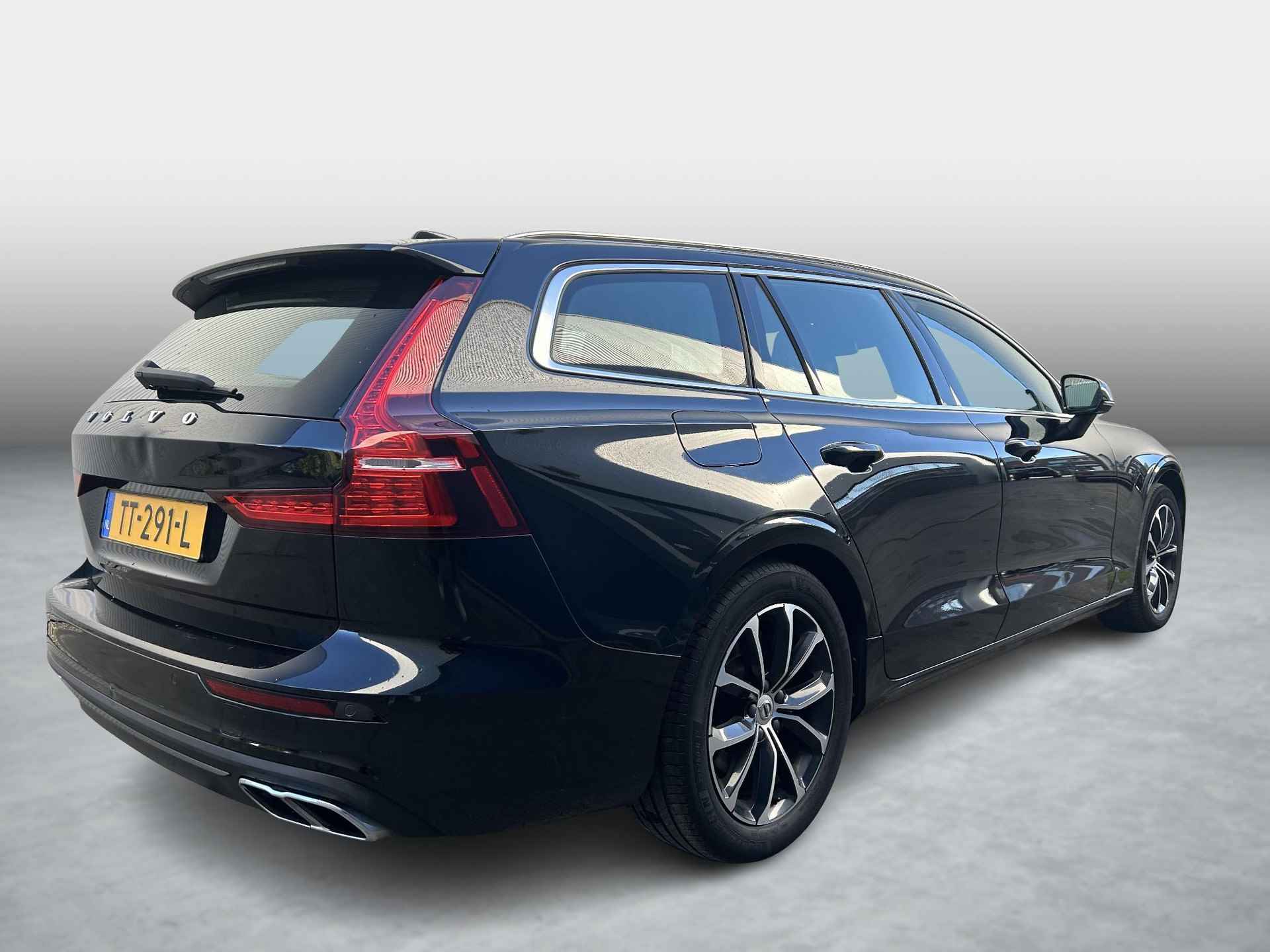 Volvo V60 2.0 D3 Momentum nieuw model - 7/45