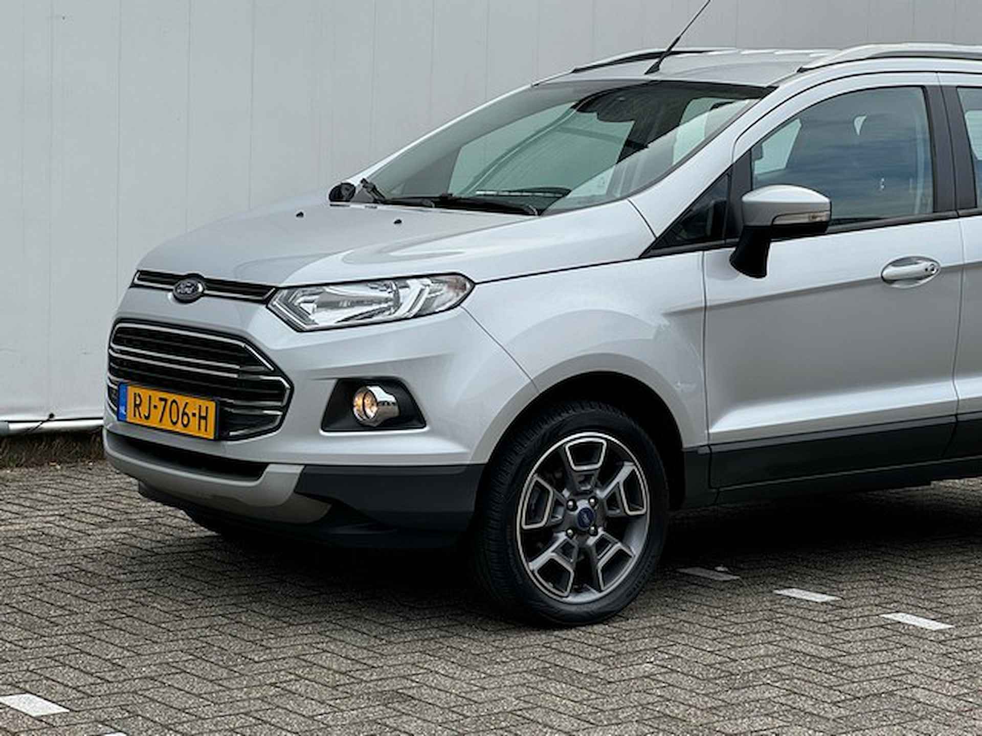 Ford EcoSport 1.0 EcoBoost 125PK Titanium met Navi/Camera, Stoel+Voorruitverwarming, Keyless - 21/27